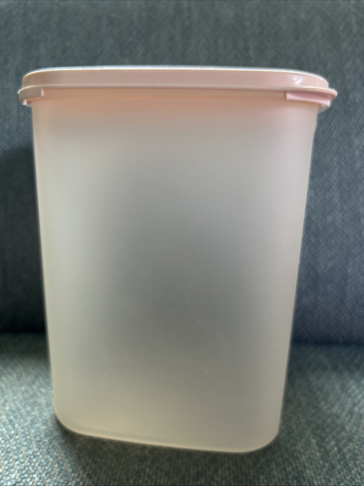 Vtg Tupperware Modular Mate Square 4 Ivory 23 Cups 1622-3 Made USA Scoop Marks