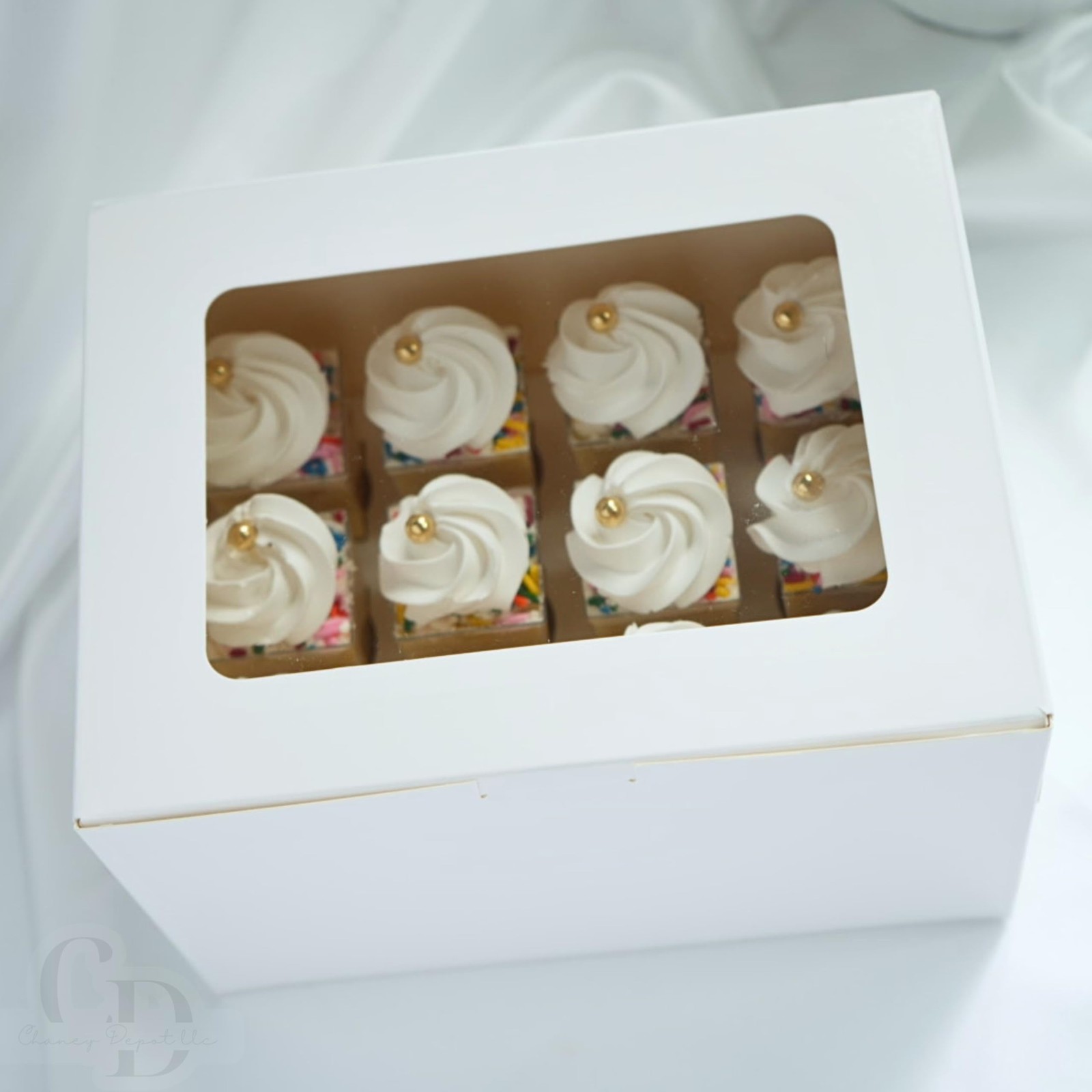 Dessert Box for 12; 3oz square and round cups- 10 pack
