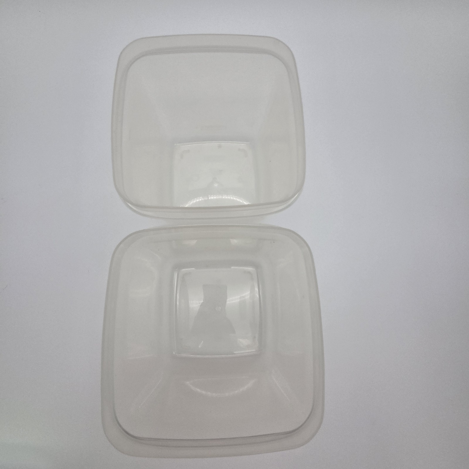 Rubbermaid FreshWorks Containers Produce Saver Vented Lids 6.3 Cups Set Of 2