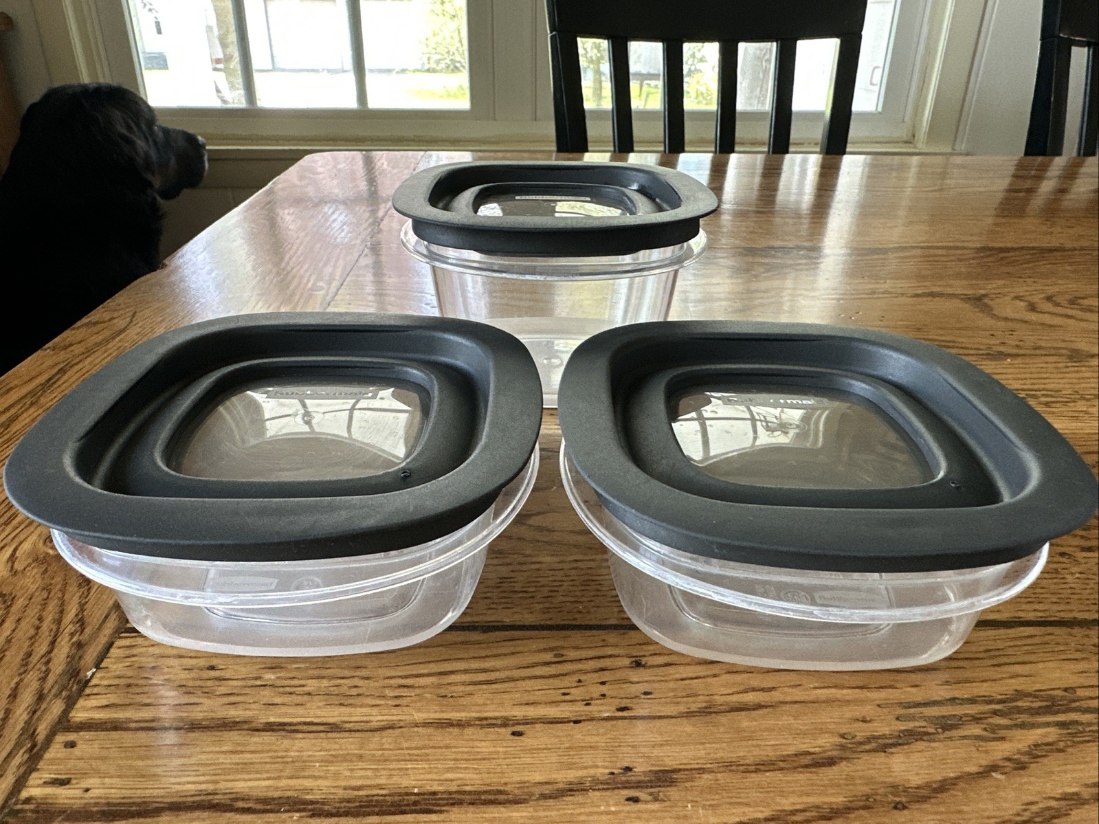3 Rubbermaid Premier Storage Containers 1.25 C & 2 C Black Lid Clear Acrylic