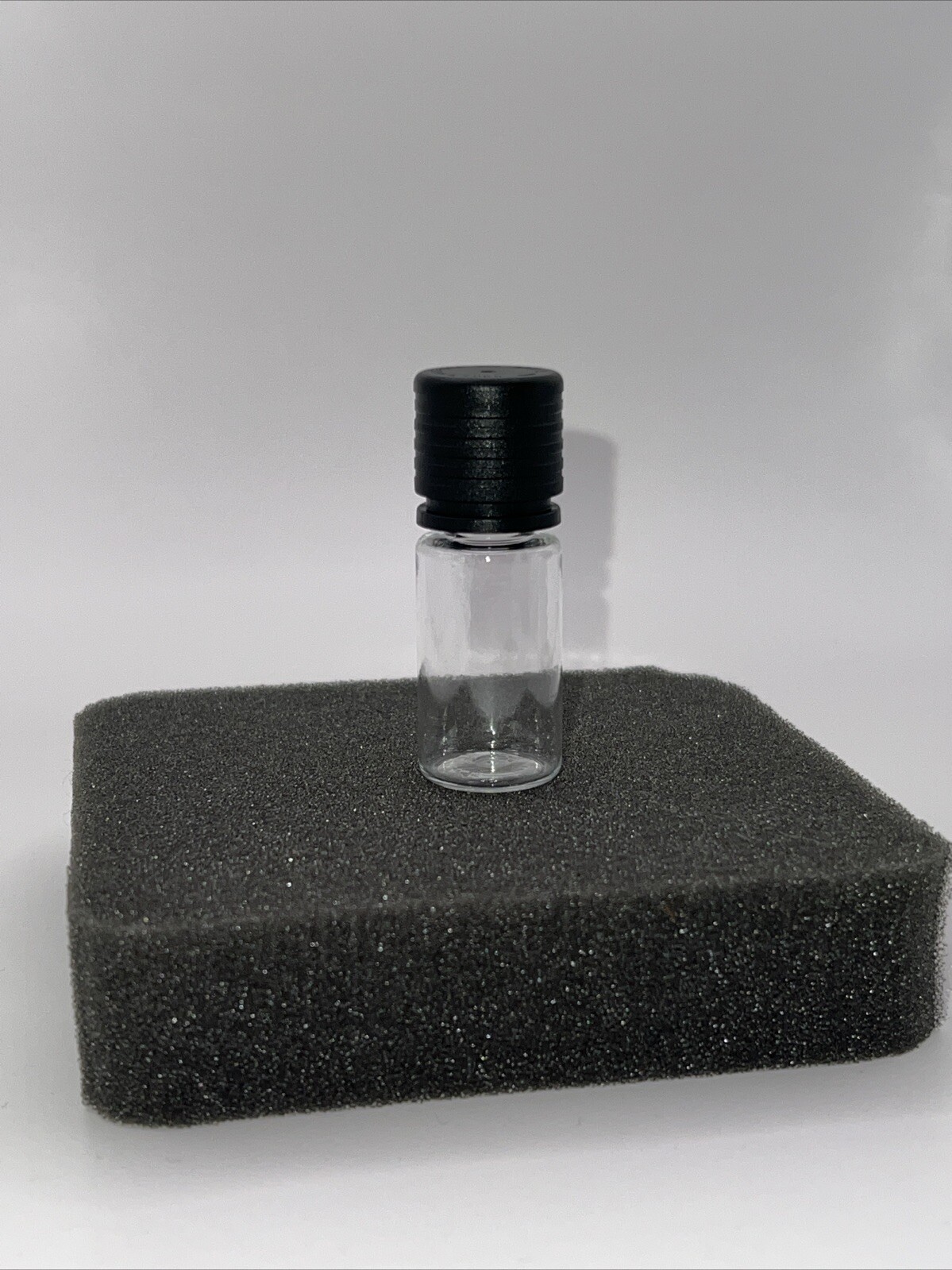 ~1000 Authentic Chubby Gorilla PET Containers 10ml Clear Plastic Vials Black Lid