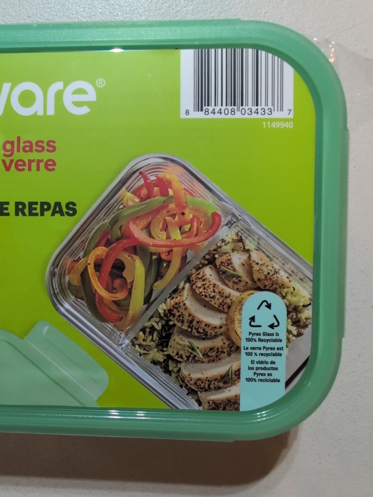 SNAPWARE PYREX GLASS MEAL BOX 2 COMPARTMENTS w/LID 5.8 CUP/46.4 OZ. NEW