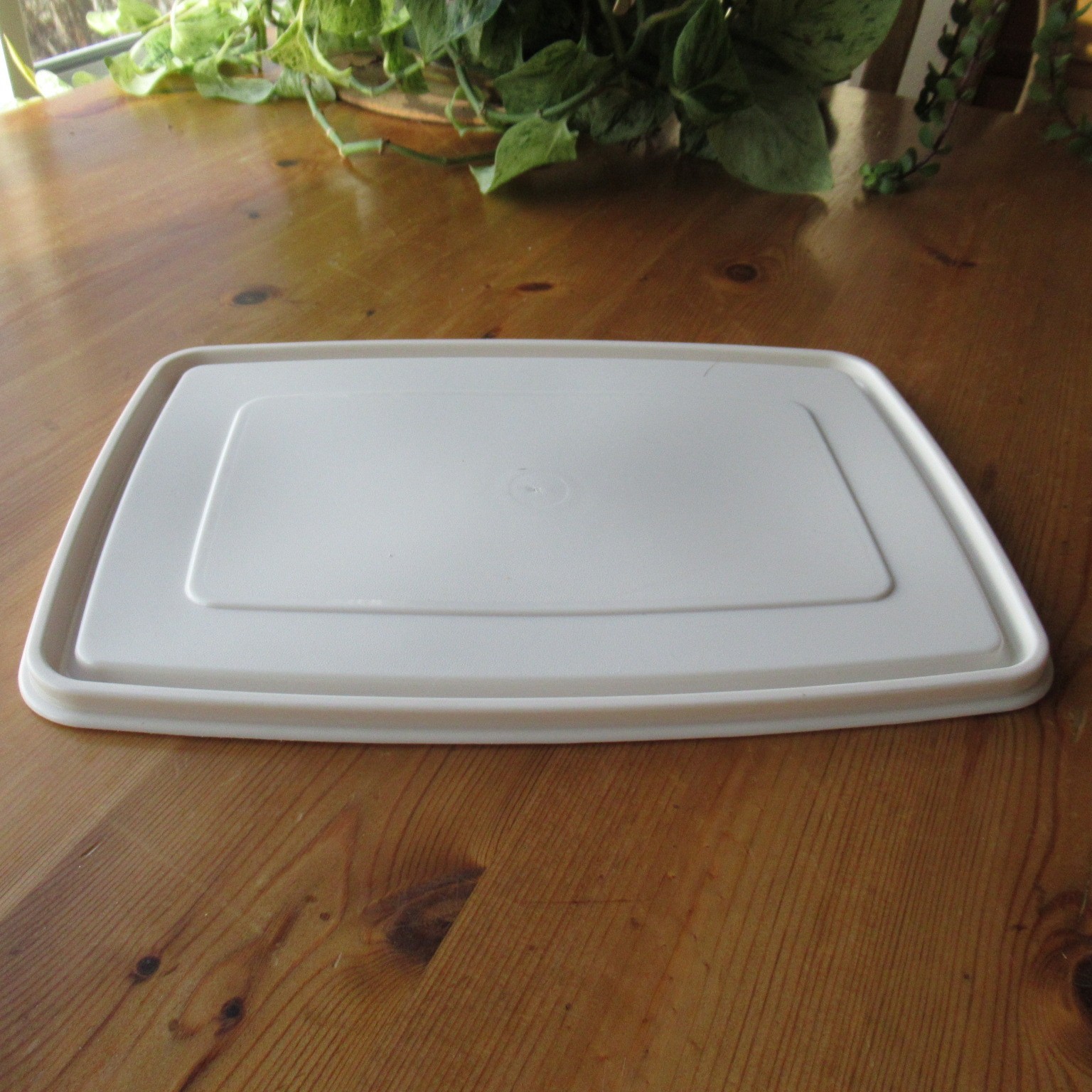 Vintage Rubbermaid Servin’ Saver Rectangle #7 Replacement Almond Lid 12.5 x 8.75