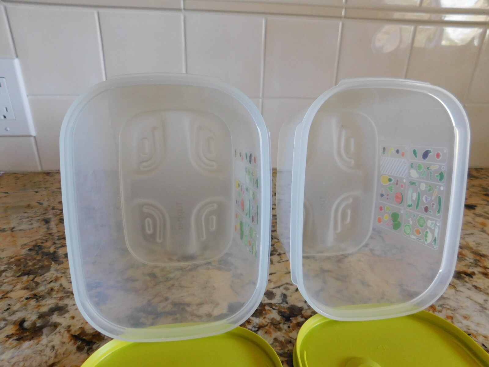 TUPPERWARE 2 Fridgesmart Small Deep 1-3/4 Qt Container Margarita Green 7286 7287