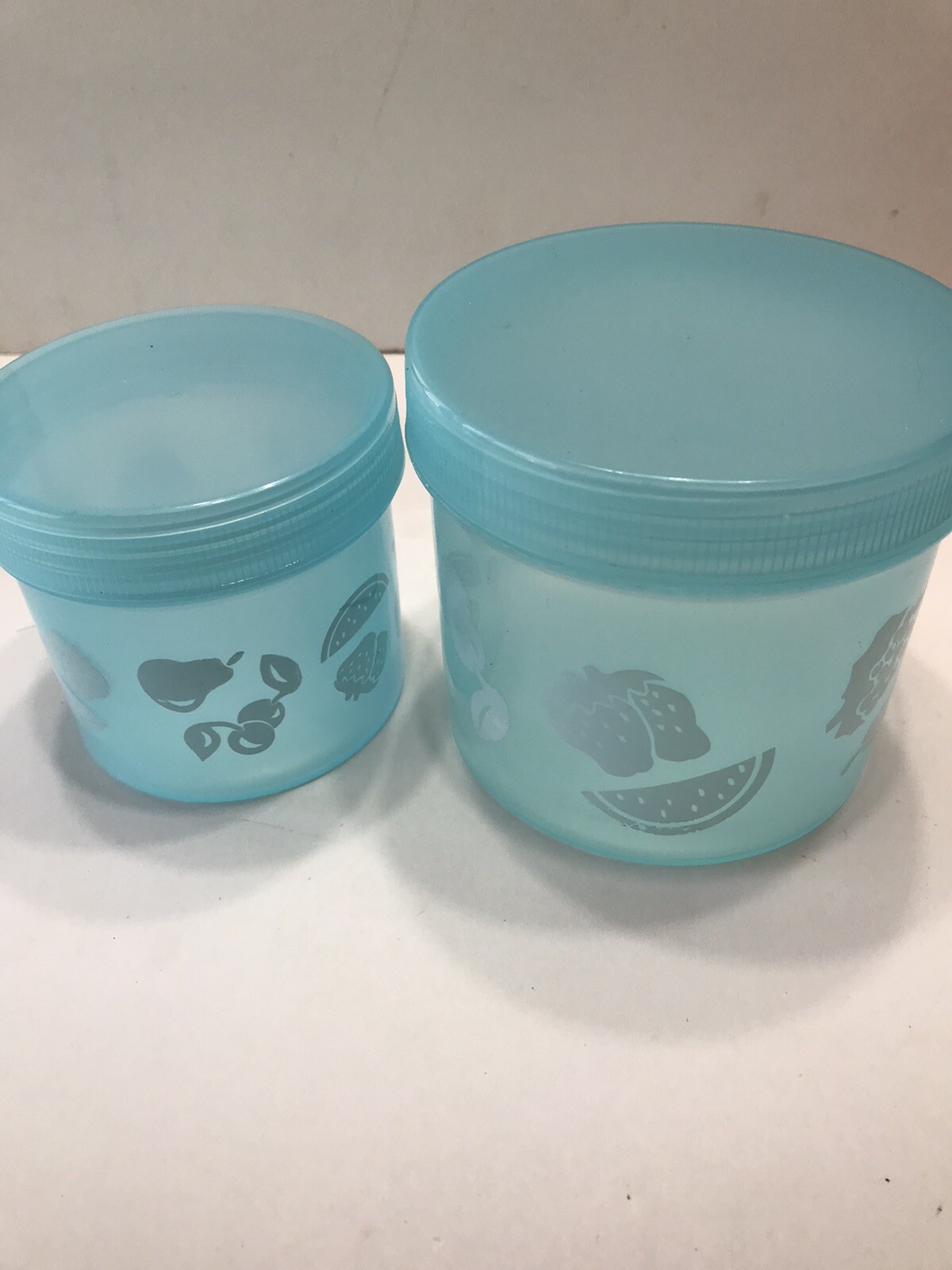 2 Stacking Vtg Food Fruit Storage Containers Blue Screw On Lids Dragon ware USA