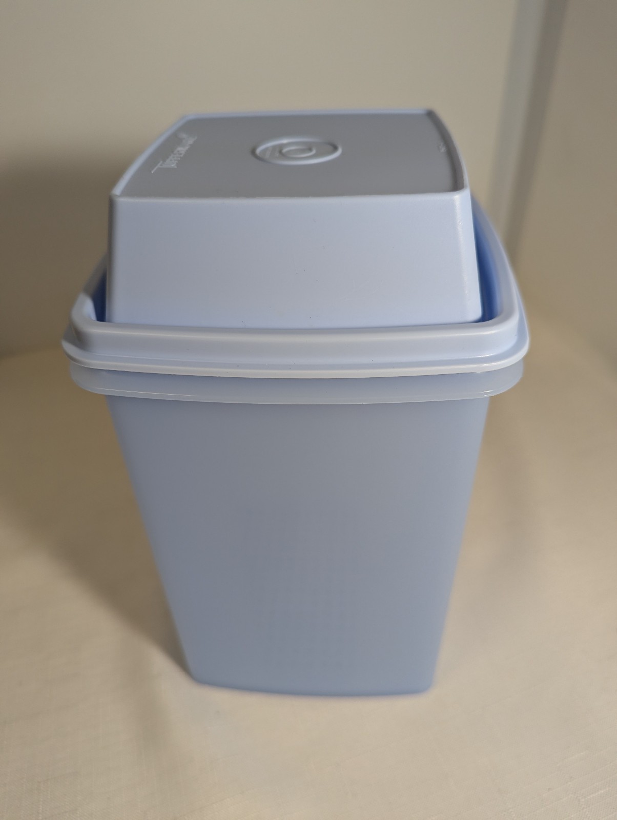 Tupperware Blue Pick-A-Deli Pickle Keeper – 1.6 L Storage Container Set