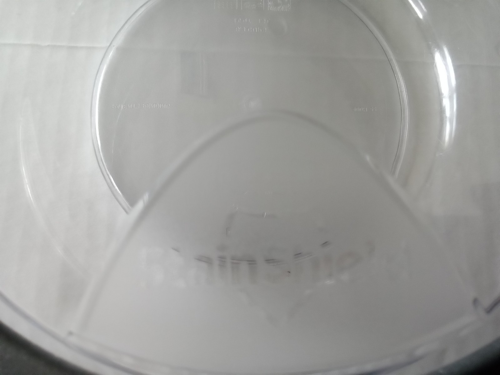 Rubbermaid Stain Shield Containers Round Set 2 of 10.5 cups and 1 of 6.3 Cup Vtg