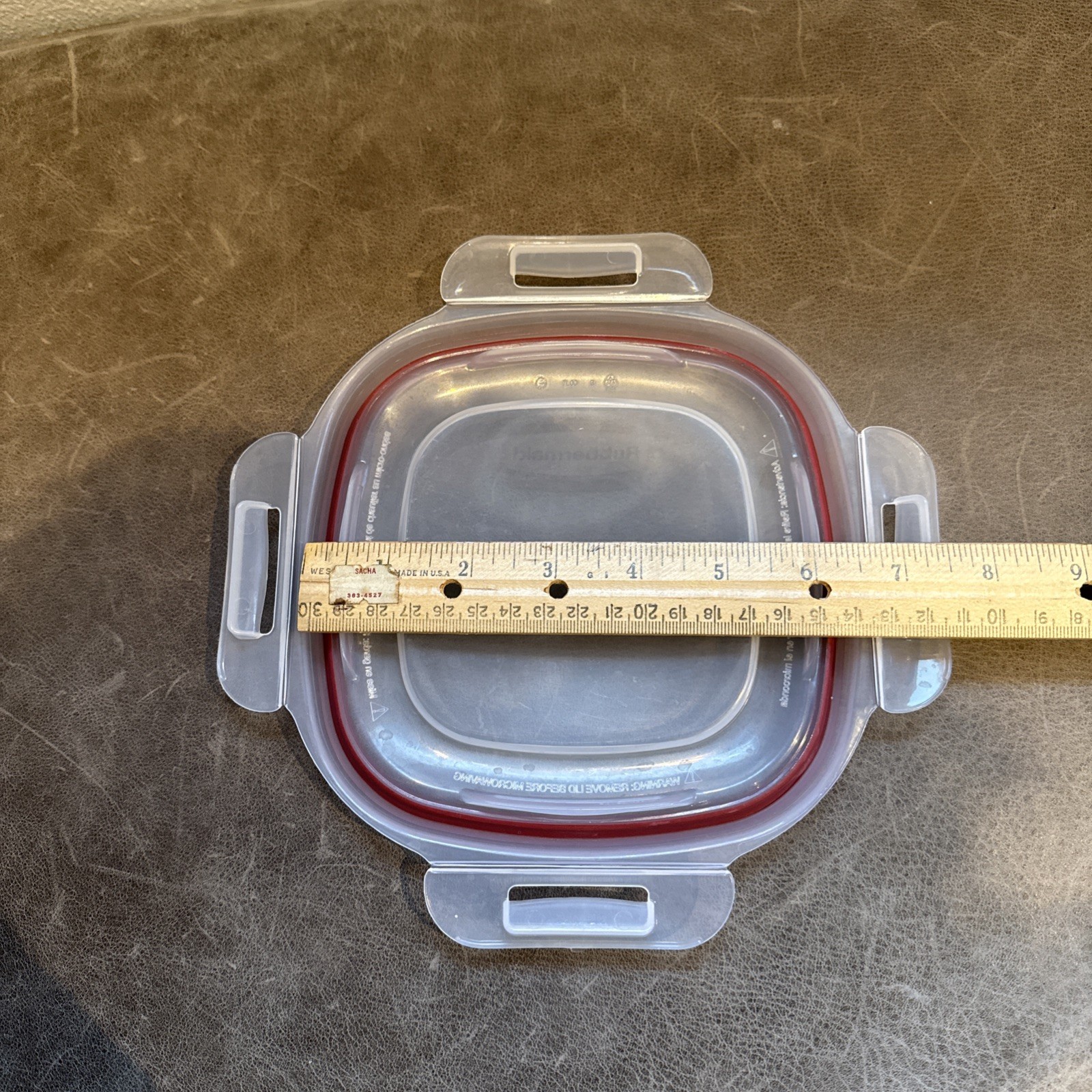 Rubbermaid Replacement Lid Seal 7L00 6.5×6.5 Red Inner Seal