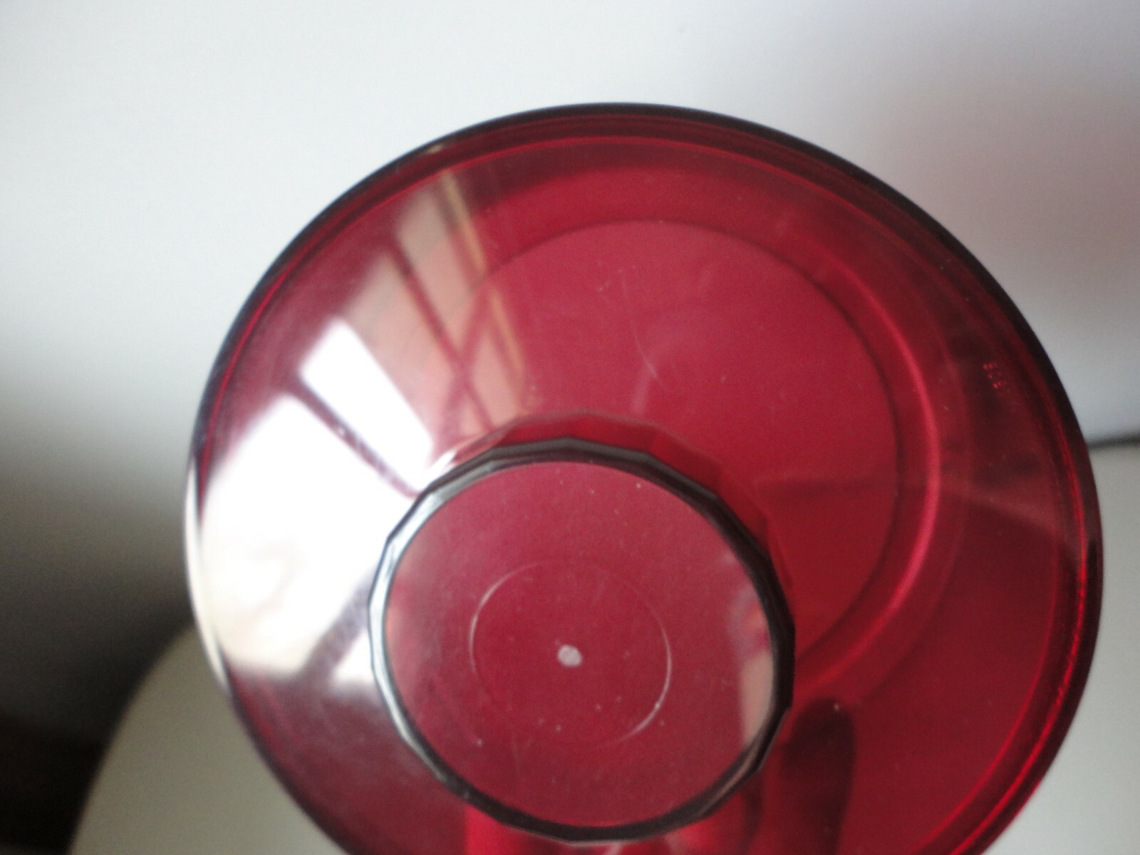 Tupperware Red Microplus Hard Plastic Container 2062 5 1/4 inch diameter