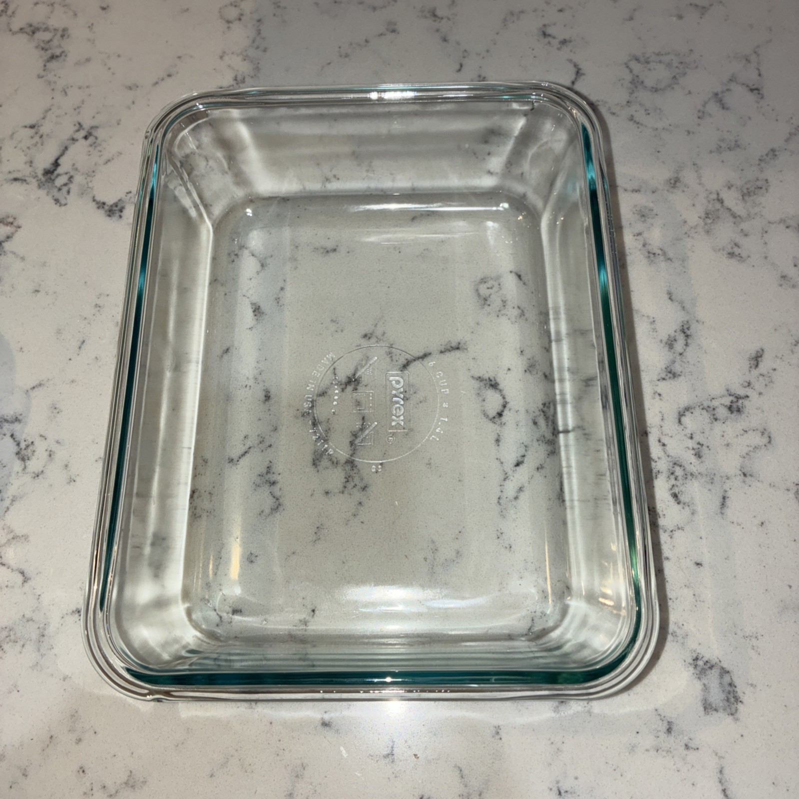 Snapware 6 Cups Pure Pyrex Glass Food Storage Container Rectangle & Plastic Lid