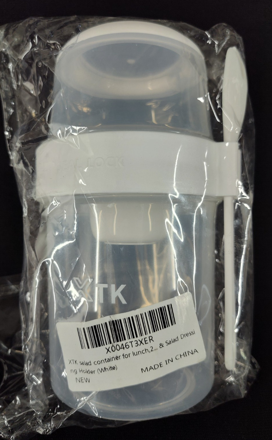 XTK Salad Oatmeal Breakfast 3 Compartments & Fork Container ST41