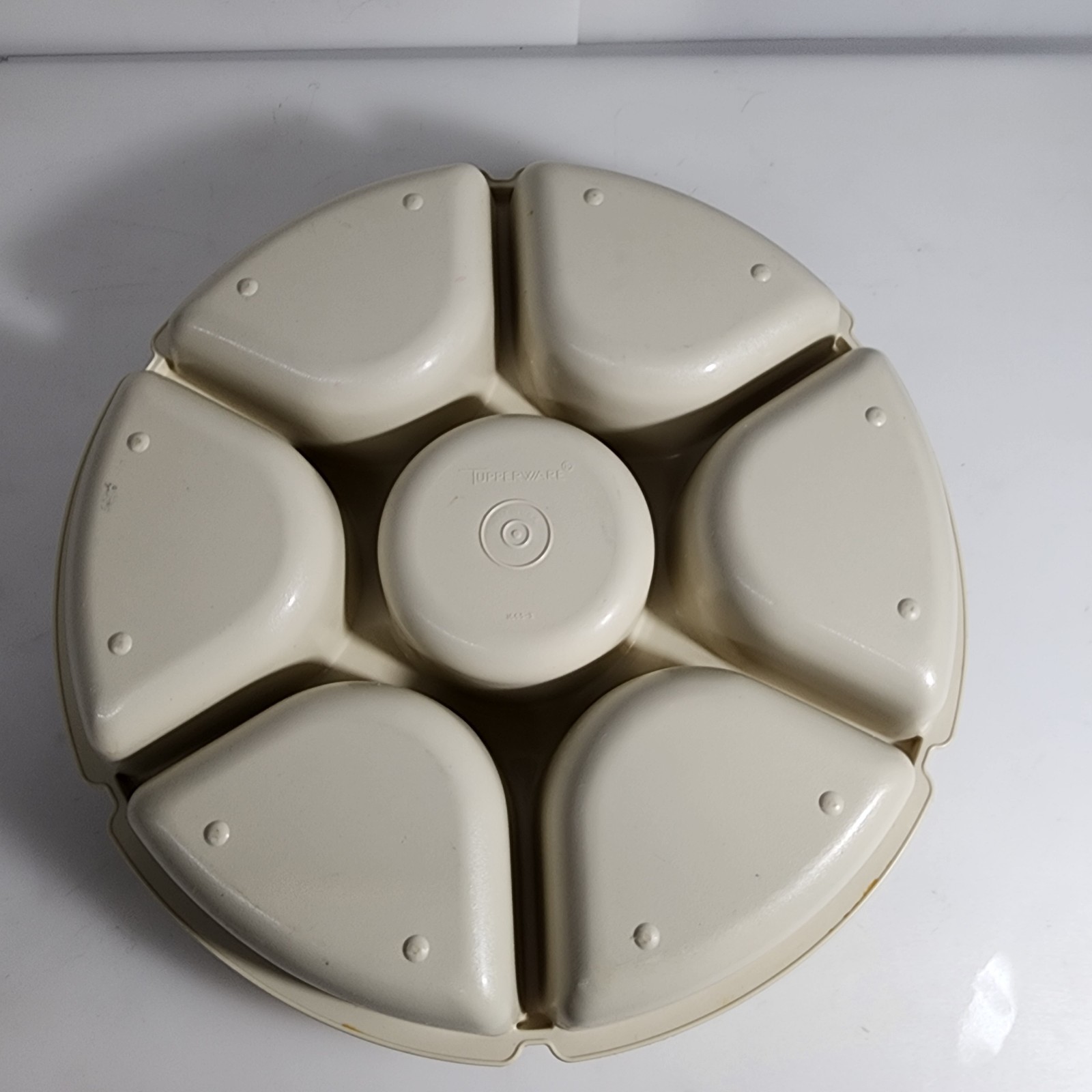 Vintage Tupperware 6 Section Snack Serving Tray Almond Lazy Susan Dip Center