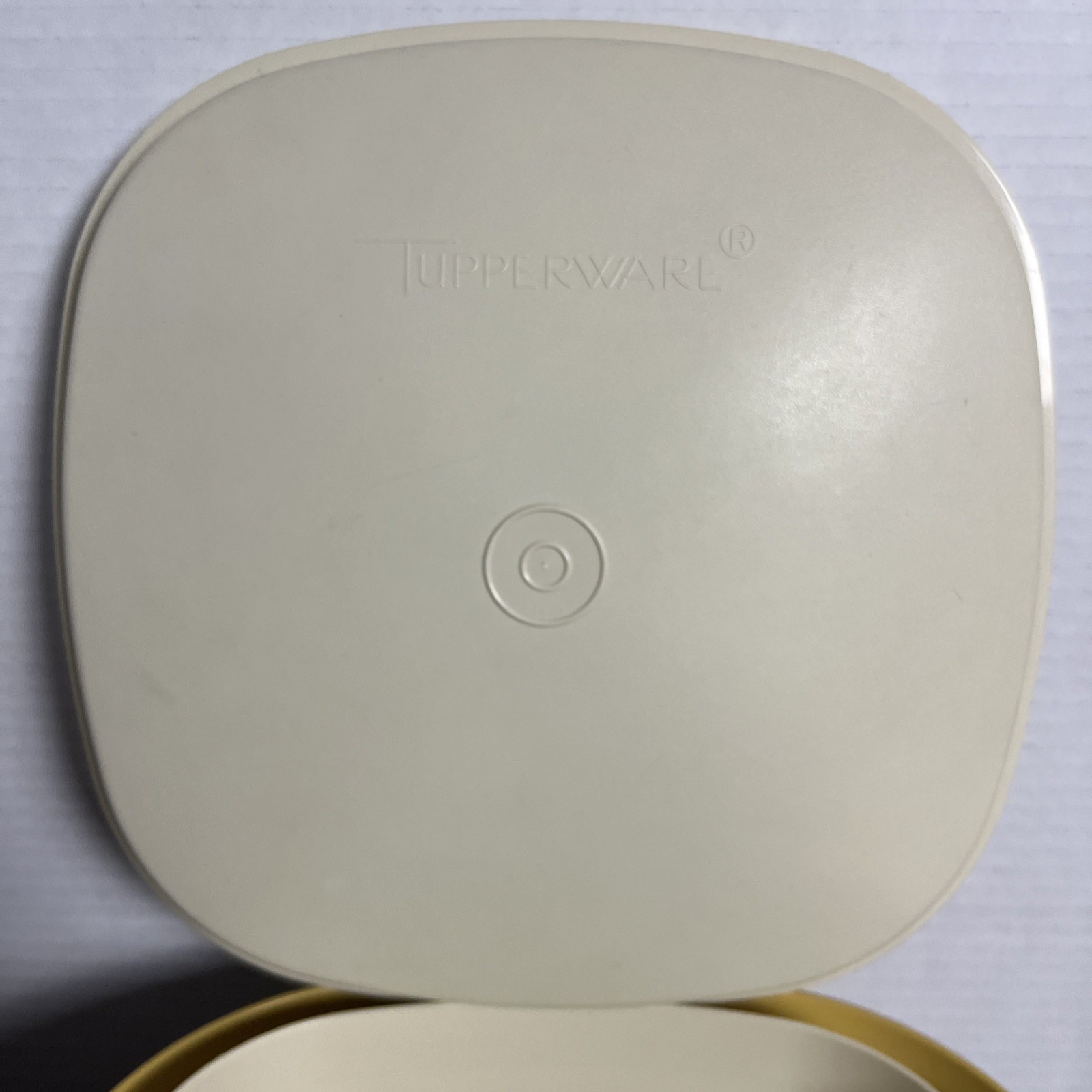 Vintage 3 Quart Tupperware Harvest Gold Steam N Store Steamer 888 Strainer w Lid