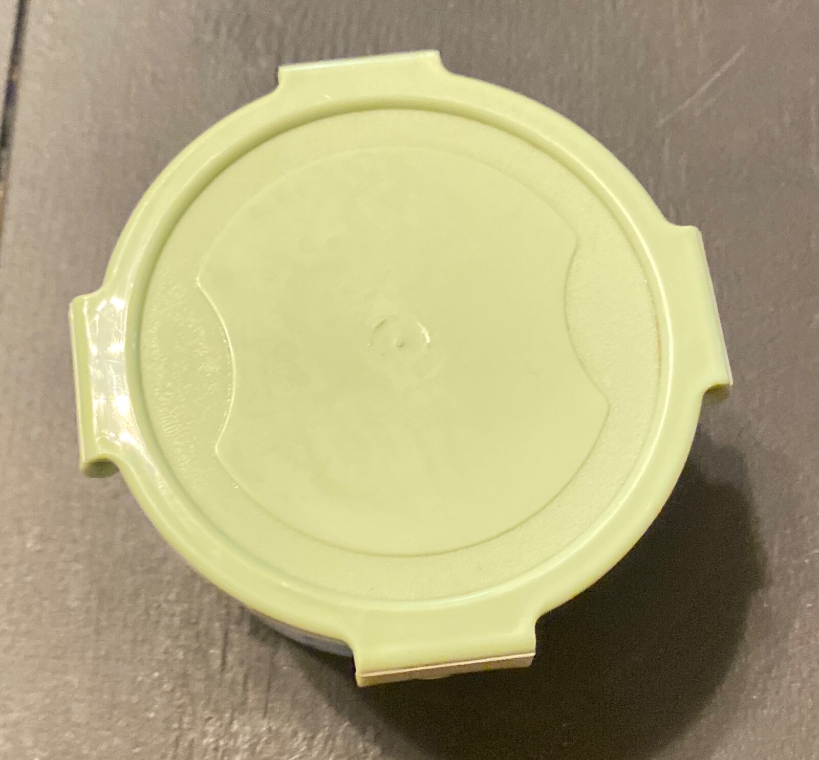 New~ Seal Pot 600 Poly Proplene Measurements Plastic with Snaps Lid
