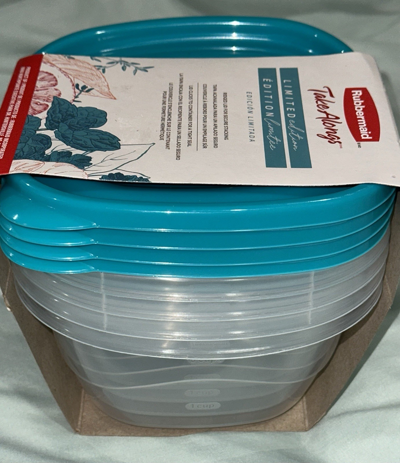 4-Pack Rubbermaid TakeAlongs Limited Edition AQUA BLUE 5.2 Cup Containers NEW