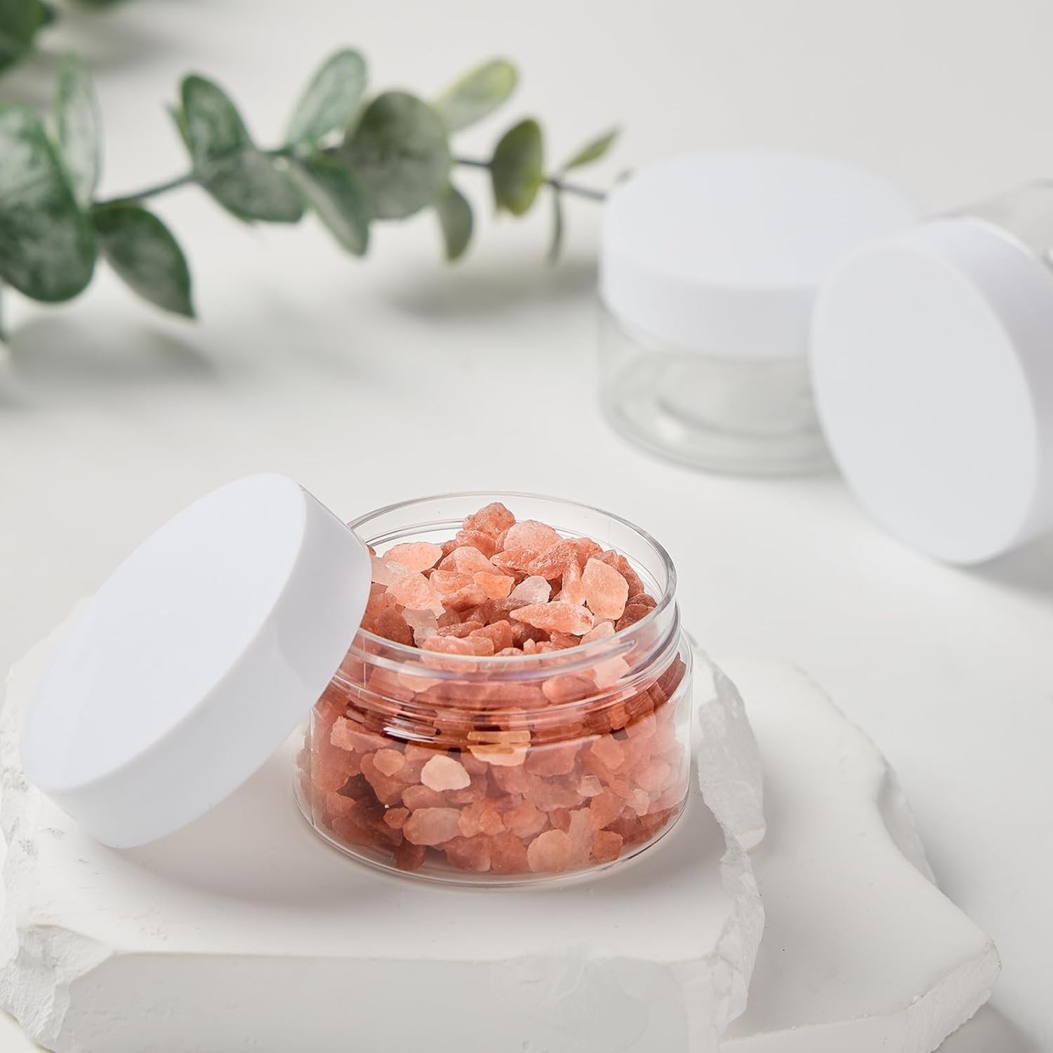 24 Pack 1 Oz Small Plastic Jars with Lids and Labels, round Clear Containers