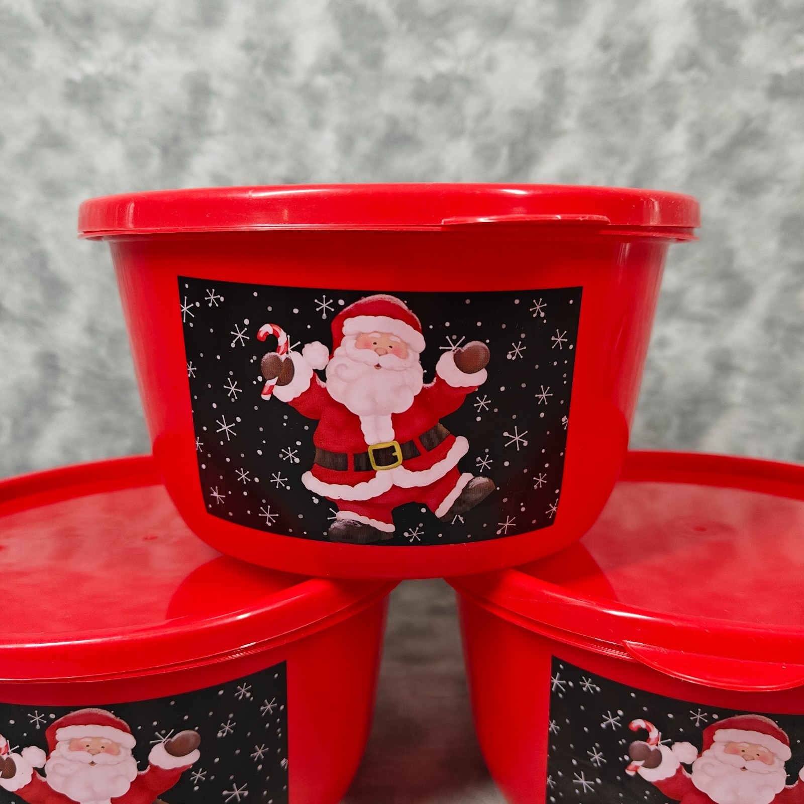 Set of 3 Red Santa Food Storage Containers 65oz w/ Lids 7.5in x 3.5in Christmas