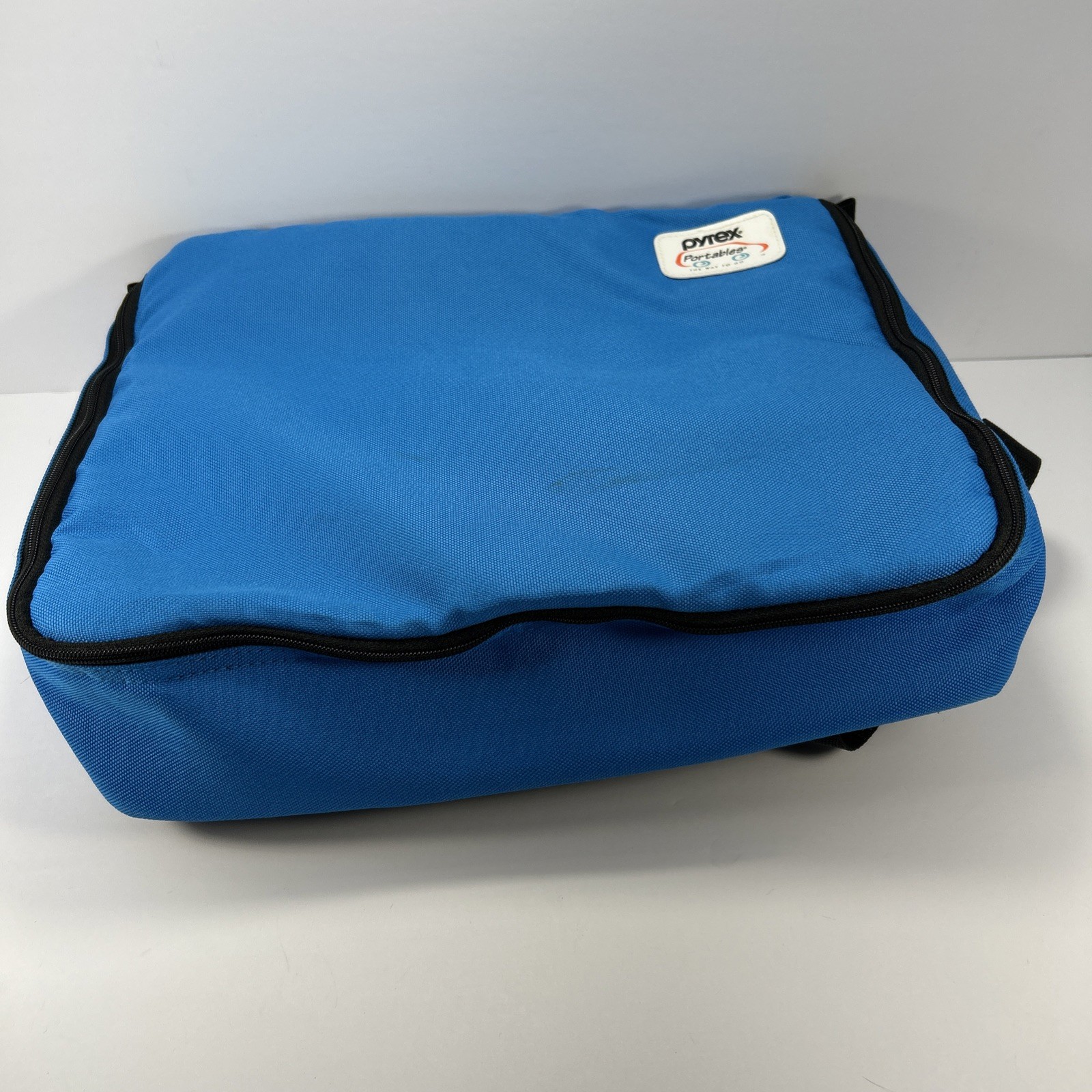 Pyrex Portables The Way To Go Bag Blue Bag With Heating Pack For Casseroles