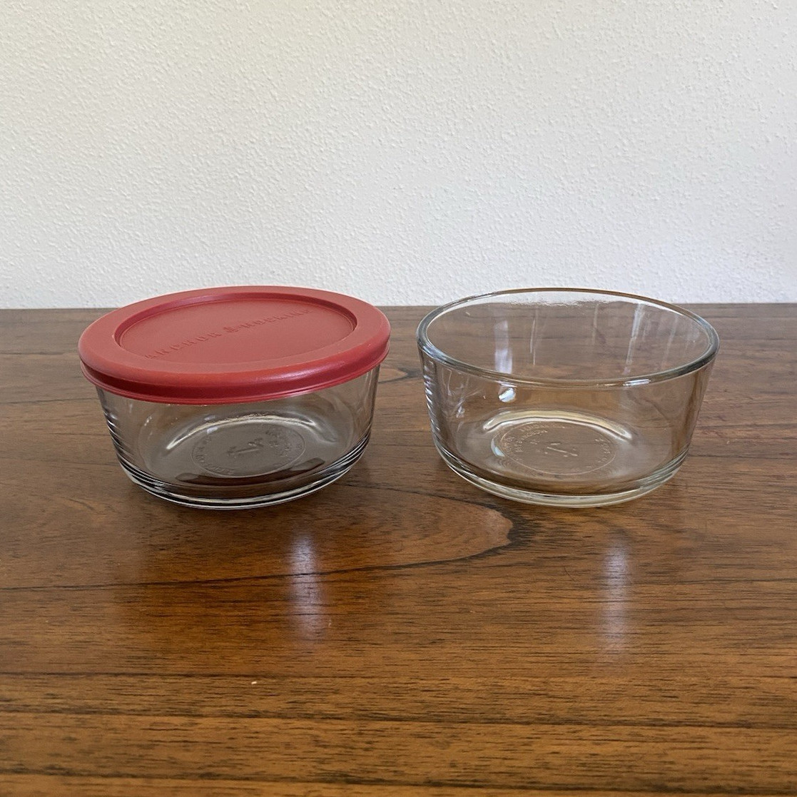 Anchor Hocking 2 Cup Round Clear Glass Bowls w/ Red Snap Lid 3pc Set