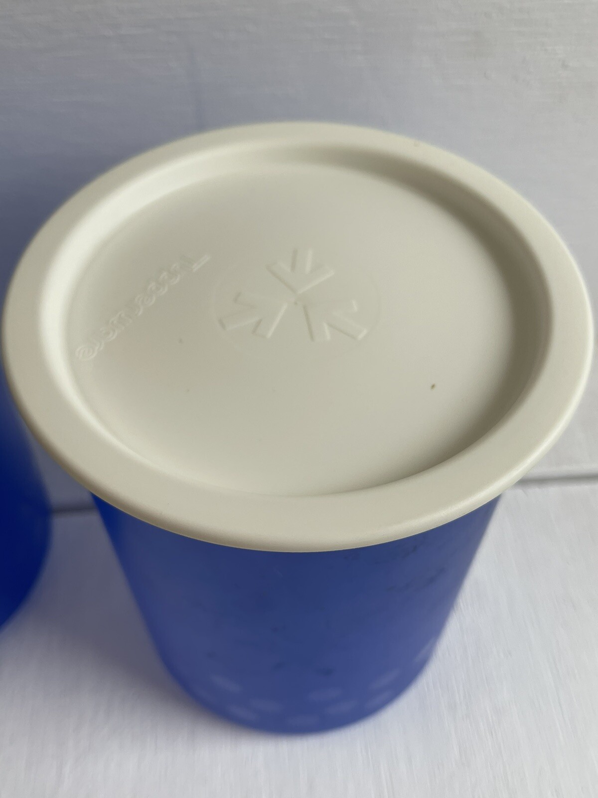 2 x Blue Canister With White Lid 1.25L 2422C-1 Tupperware