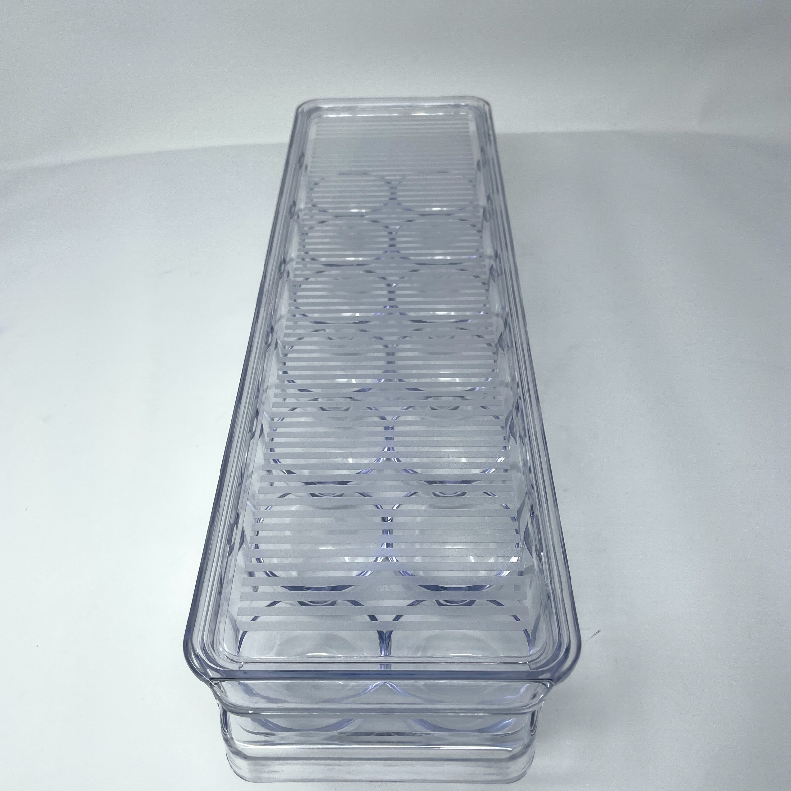 Utopia Home Egg Container w/ Lid and Handle for Refrigerator, Pack of 1