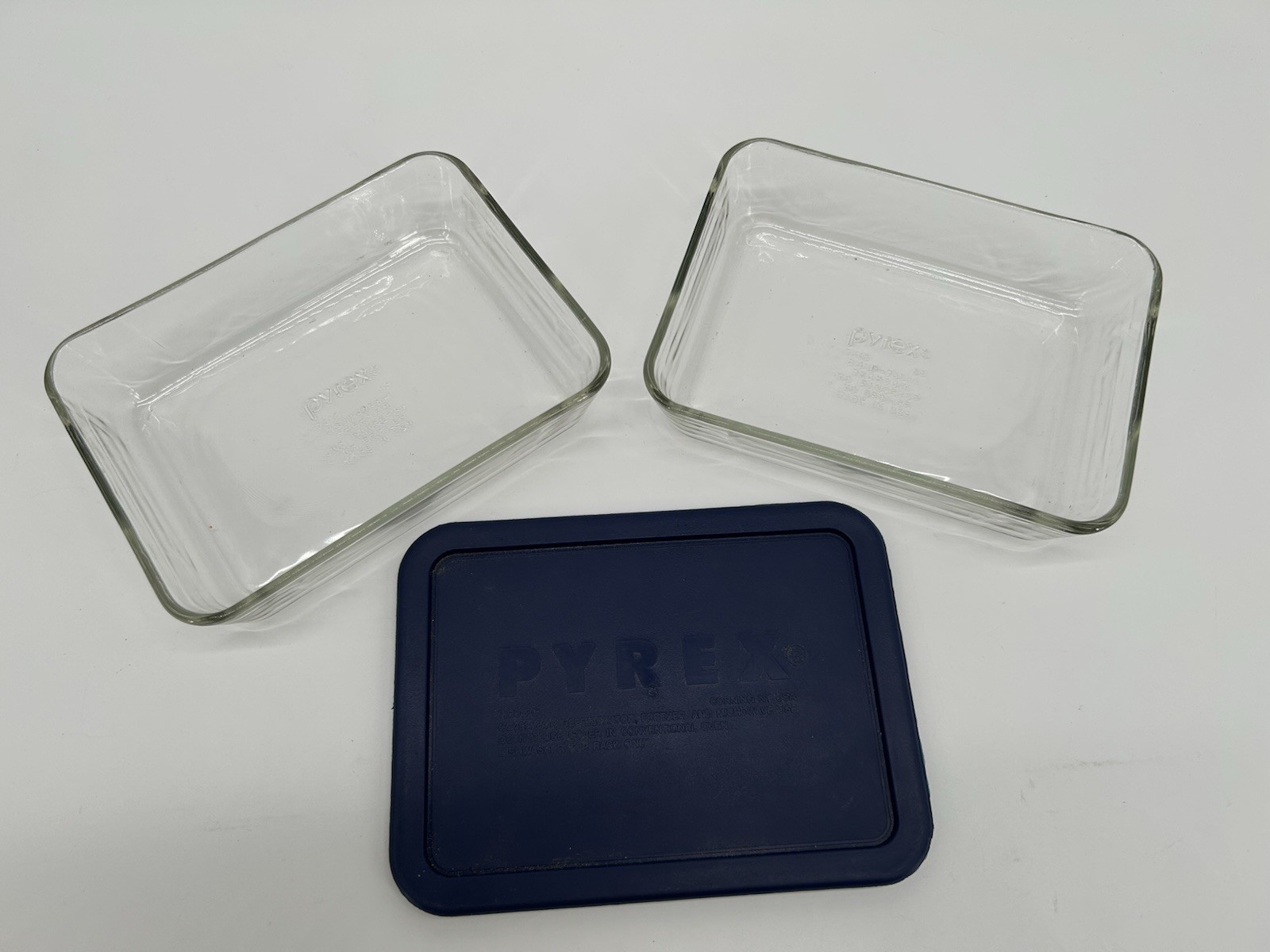 Pyrex 7210 PC 3 Cup Glass Storage Container Blue Lid Food Storage Dish set of 2