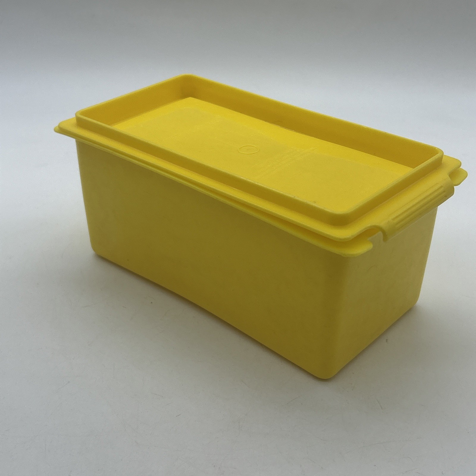 Tupperware Retro Butter Dish Yellow Australia Snap Lid Vintage