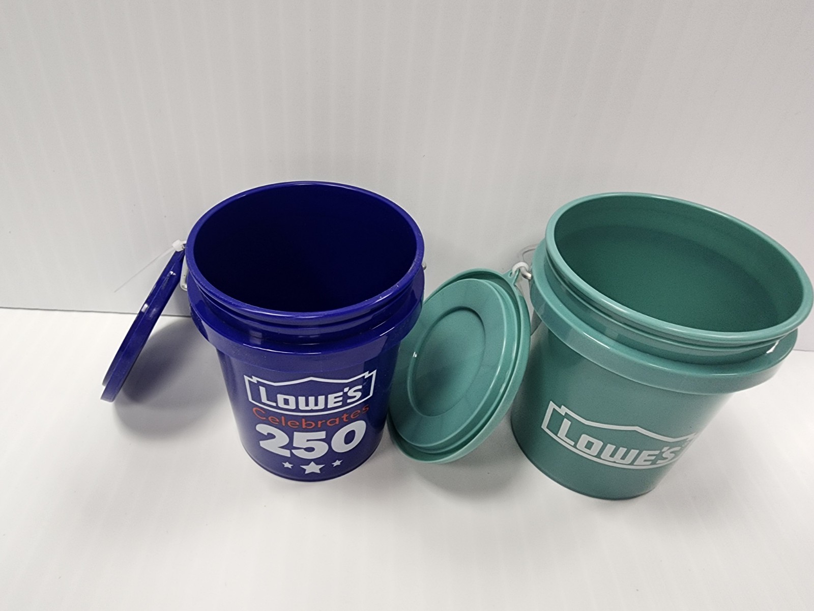 Lowe’s Lowes TEAL & Blue 250 Americana Mini Paint Bucket With Lid Fast Ship 2pk