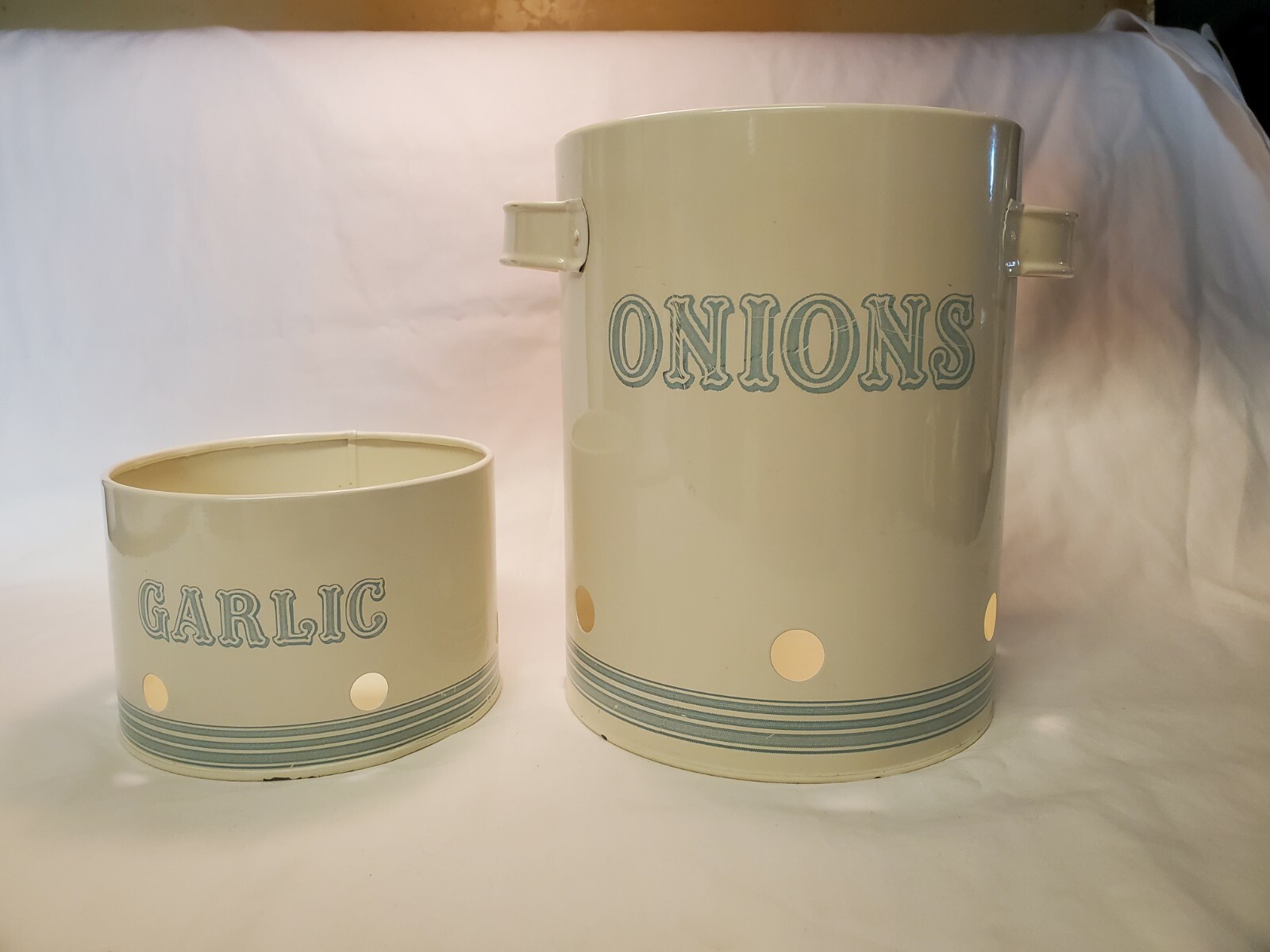 Jamie Oliver Onion And Garlic Metal Kitchen Storage Container Bins