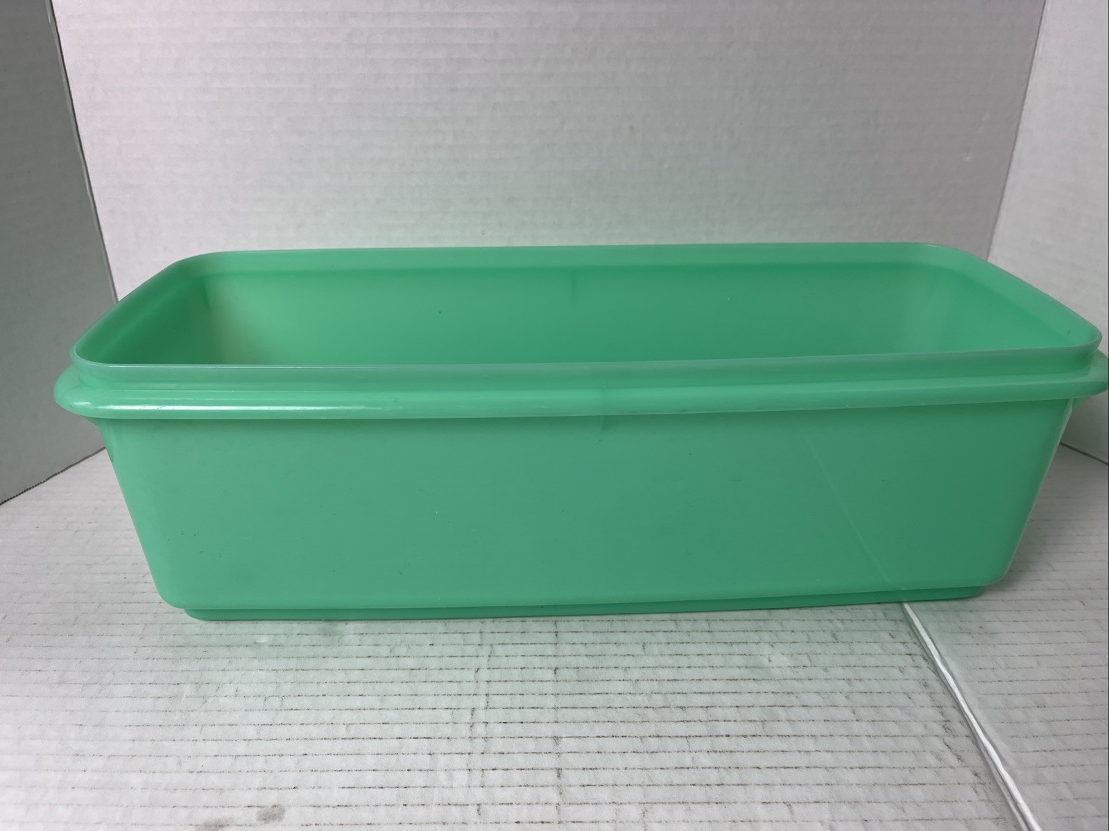 Vintage Tupperware CELERY KEEPER PRODUCE CRISPER 782-2 Green w/ Insert No Lid