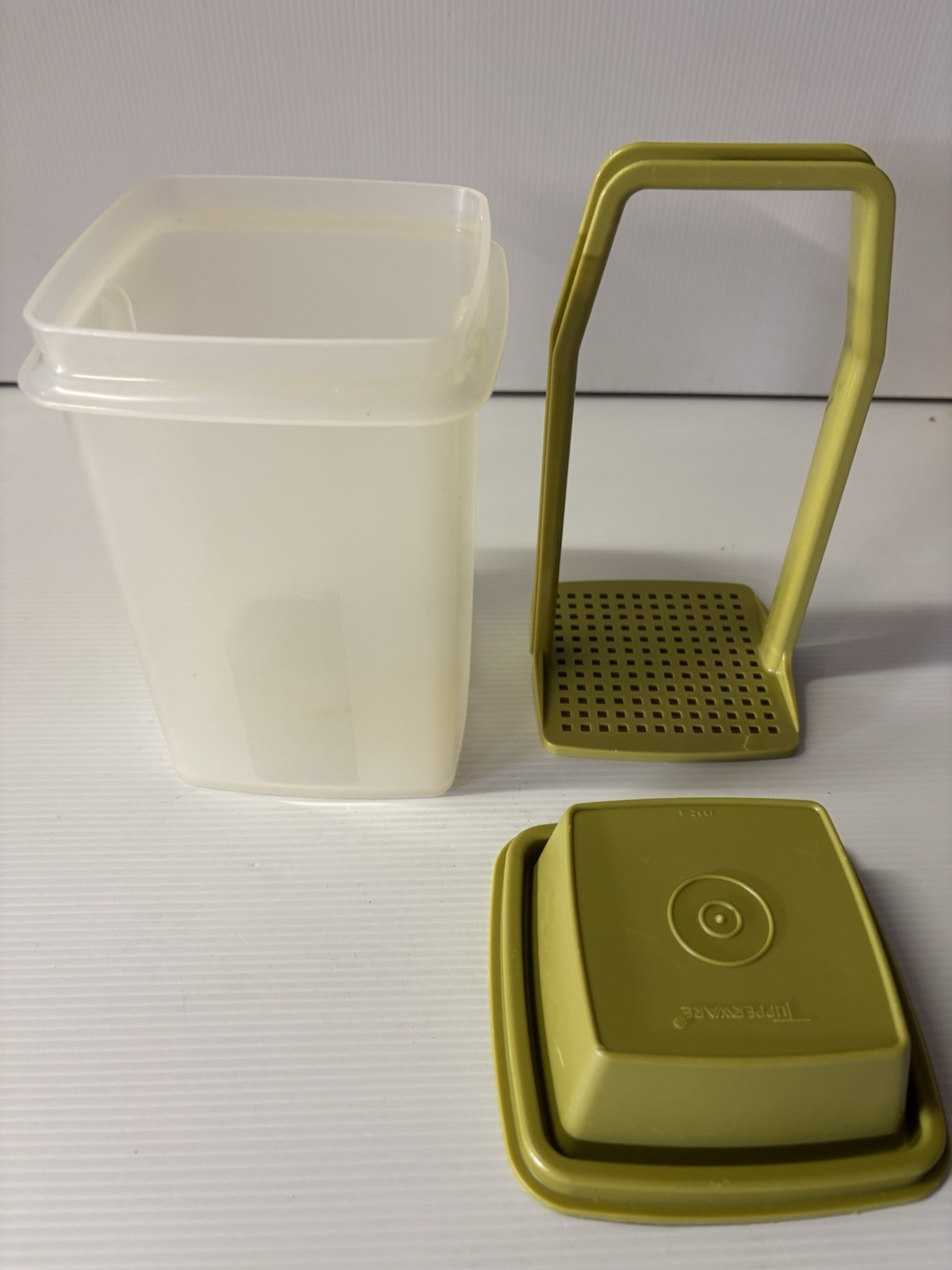 Vintage Tupperware Pick-A-Deli Pickle Keeper Olive Green Container Green 3Pc