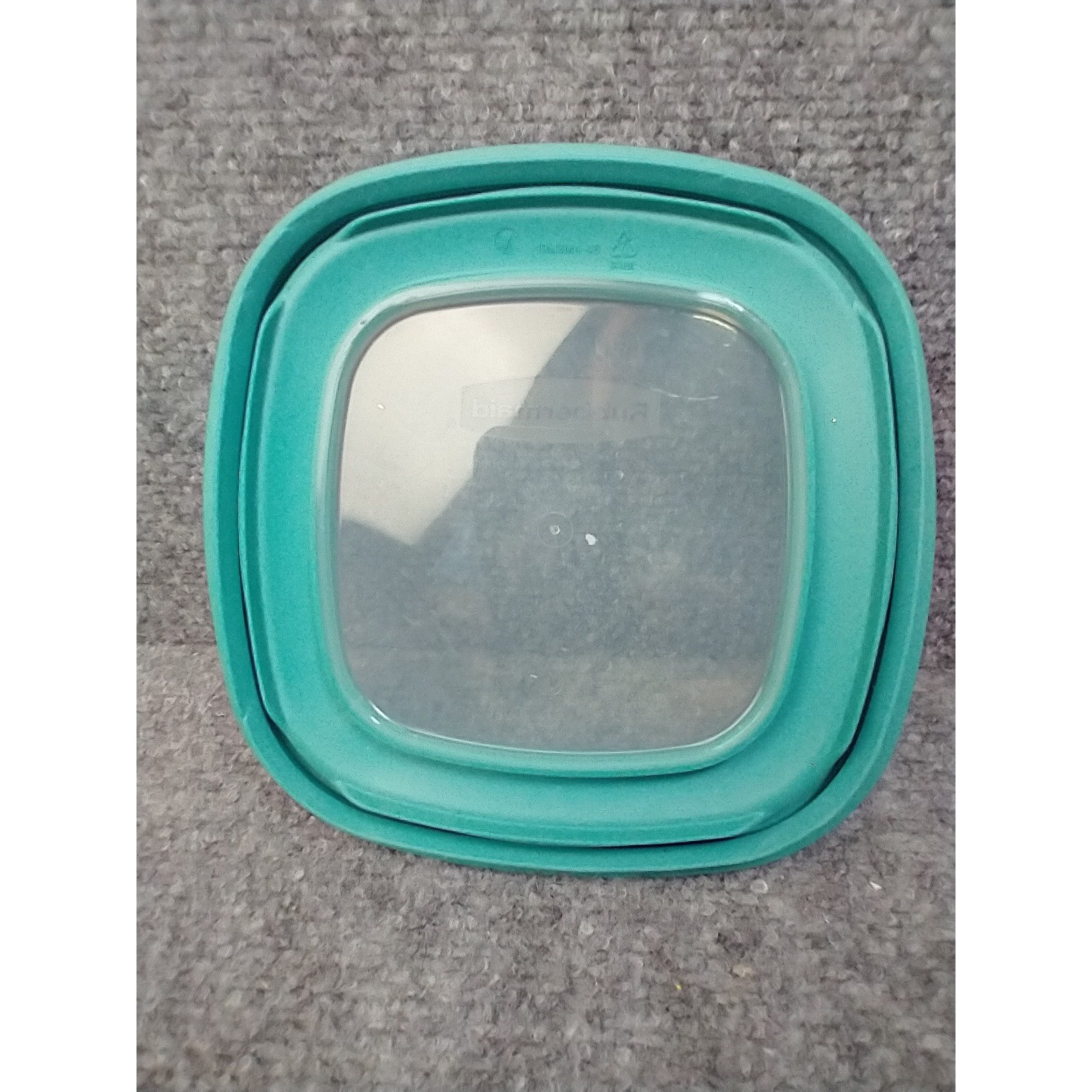 Rubbermaid Premier Teal Replacement Lid Square 10M3M4 7 Inch Food Storage Lid