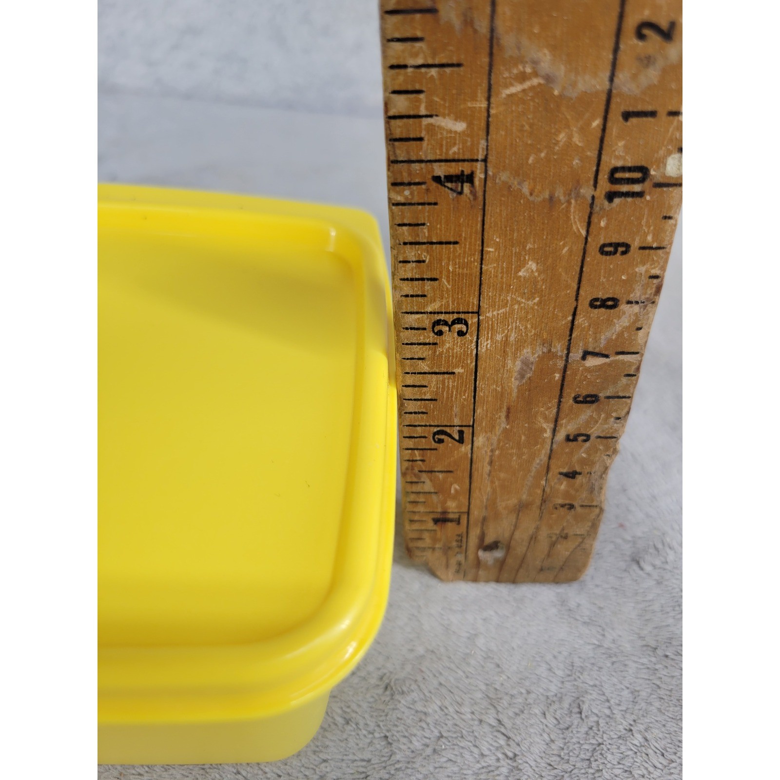 Tupperware Keep Tabs 500ml Small Square Food Storage Container & Lid Yellow