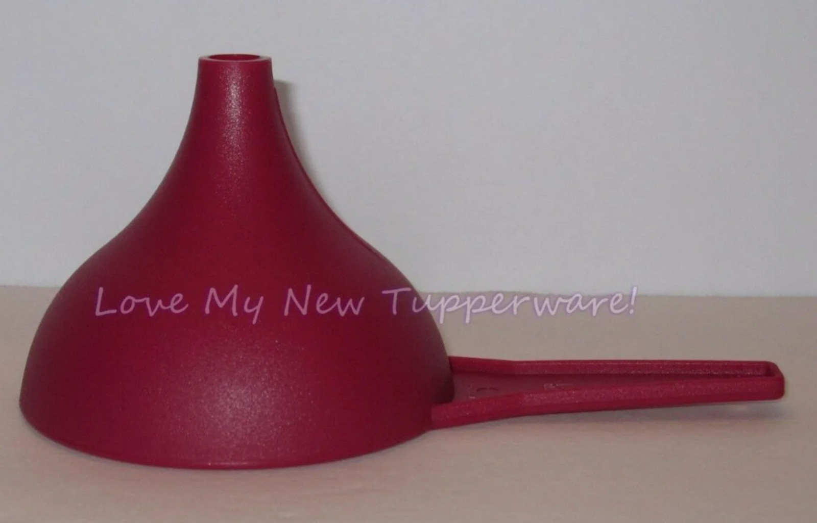 Tupperware Large Funnel ~Fill Oil Bottles / Shakers Make Rice Mold Kiss Red New