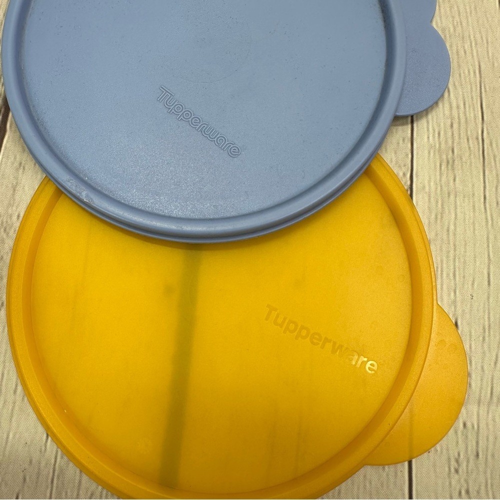 Tupperware Vibrant Yellow and Cool Blue replacement seals/lids