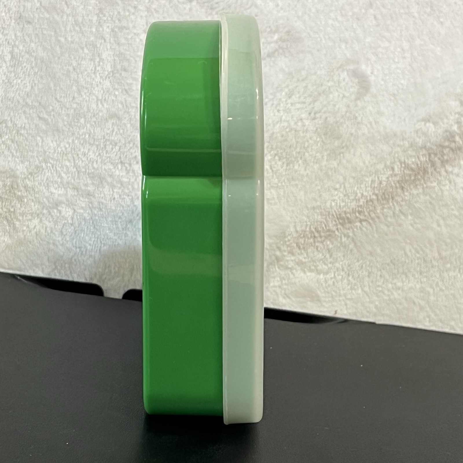 Crayola Snack Packer Sandwich Food Lunch Lunchbox Container Storage Green