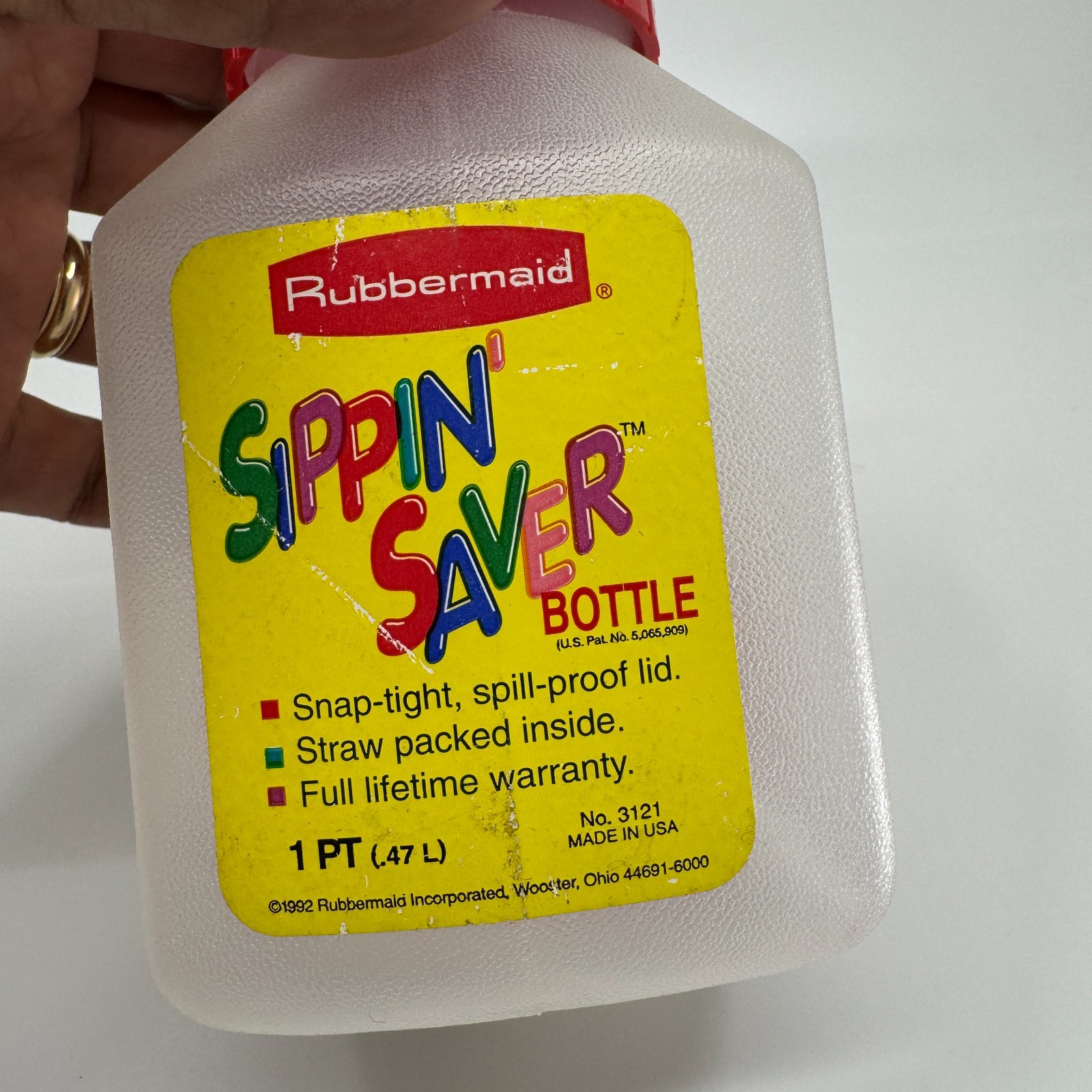 Vintage Rubbermaid Sippin Saver Bottle 1 Pint 16oz Red Lid Straw USA NOS 3121