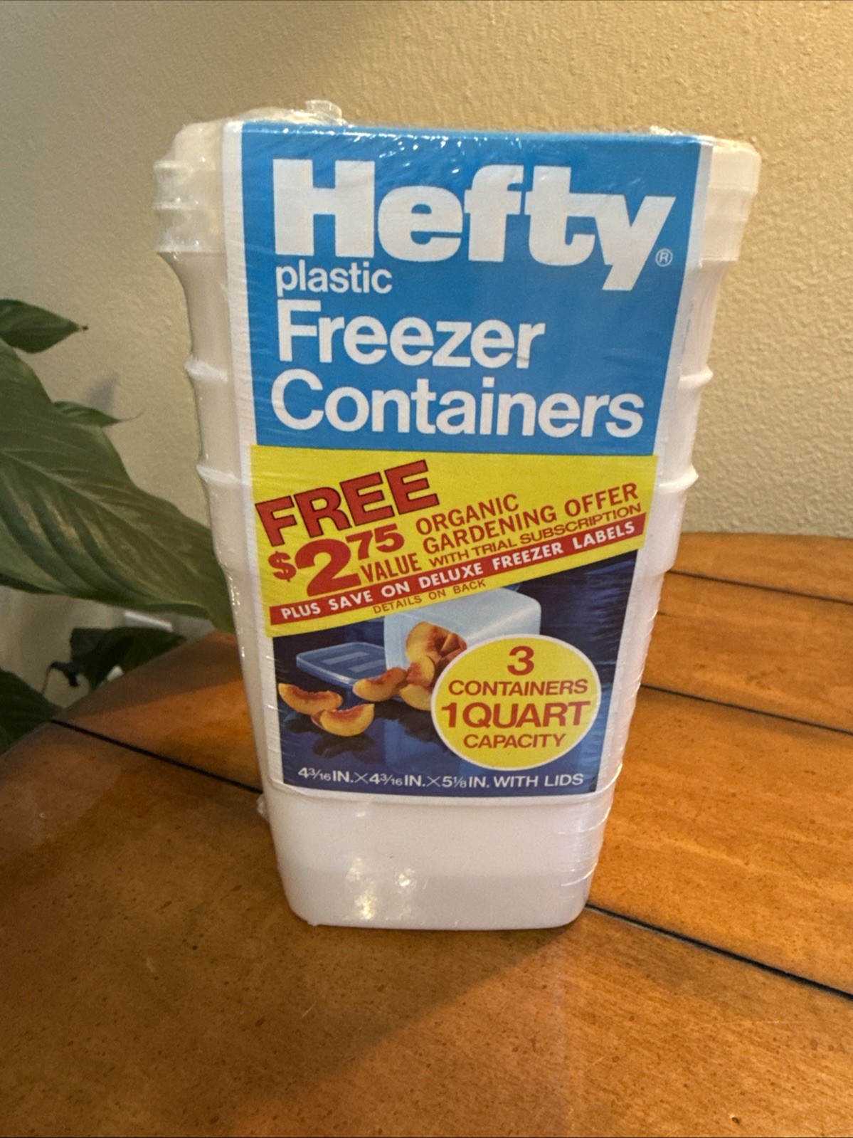 1982 NOS New Sealed Hefty QUART Freezer Containers 3 Pack W/ Lids – Mobil – USA
