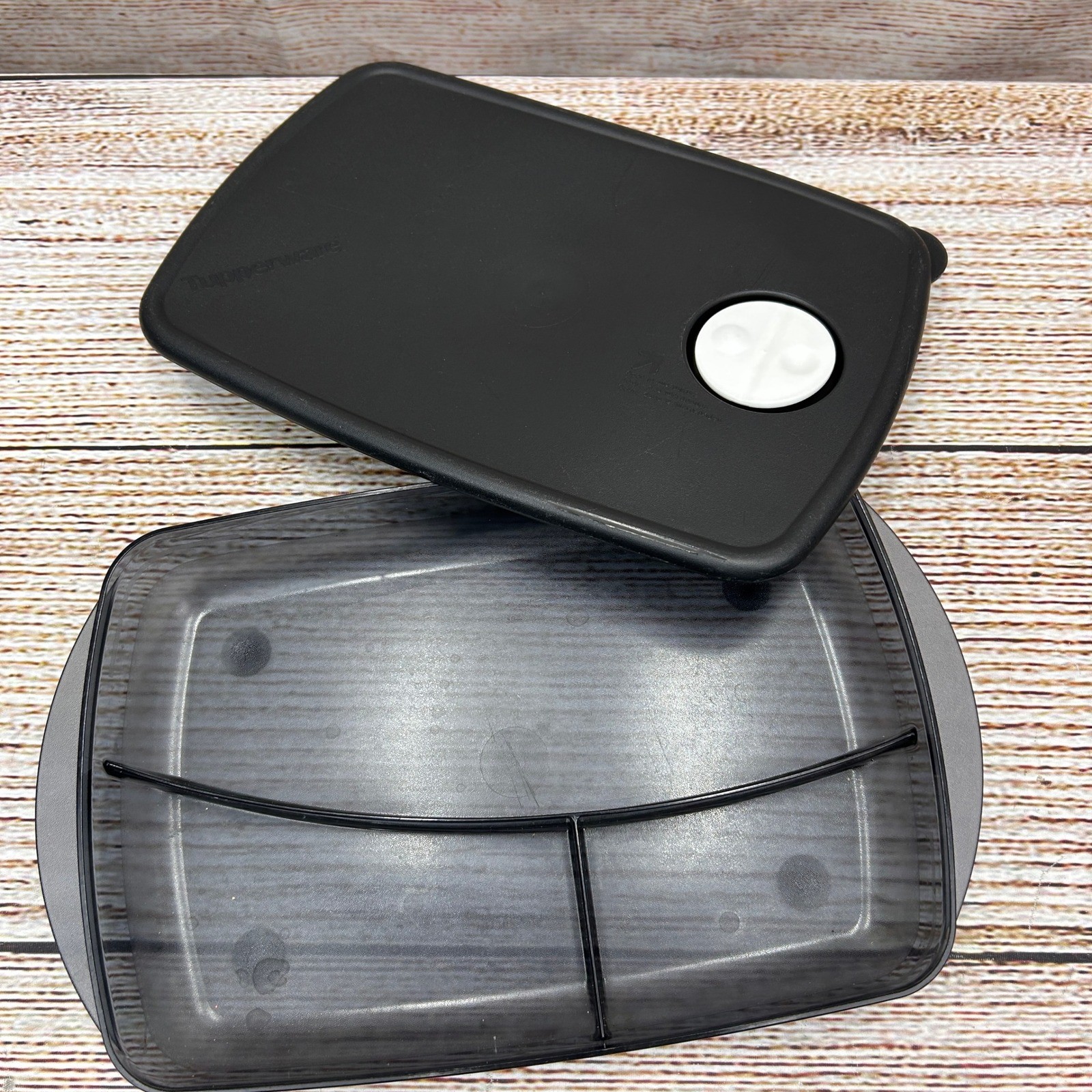 Tupperware CrystalWave Divided Dish Black Microwave Reheatable 3382A-4 3390A-2