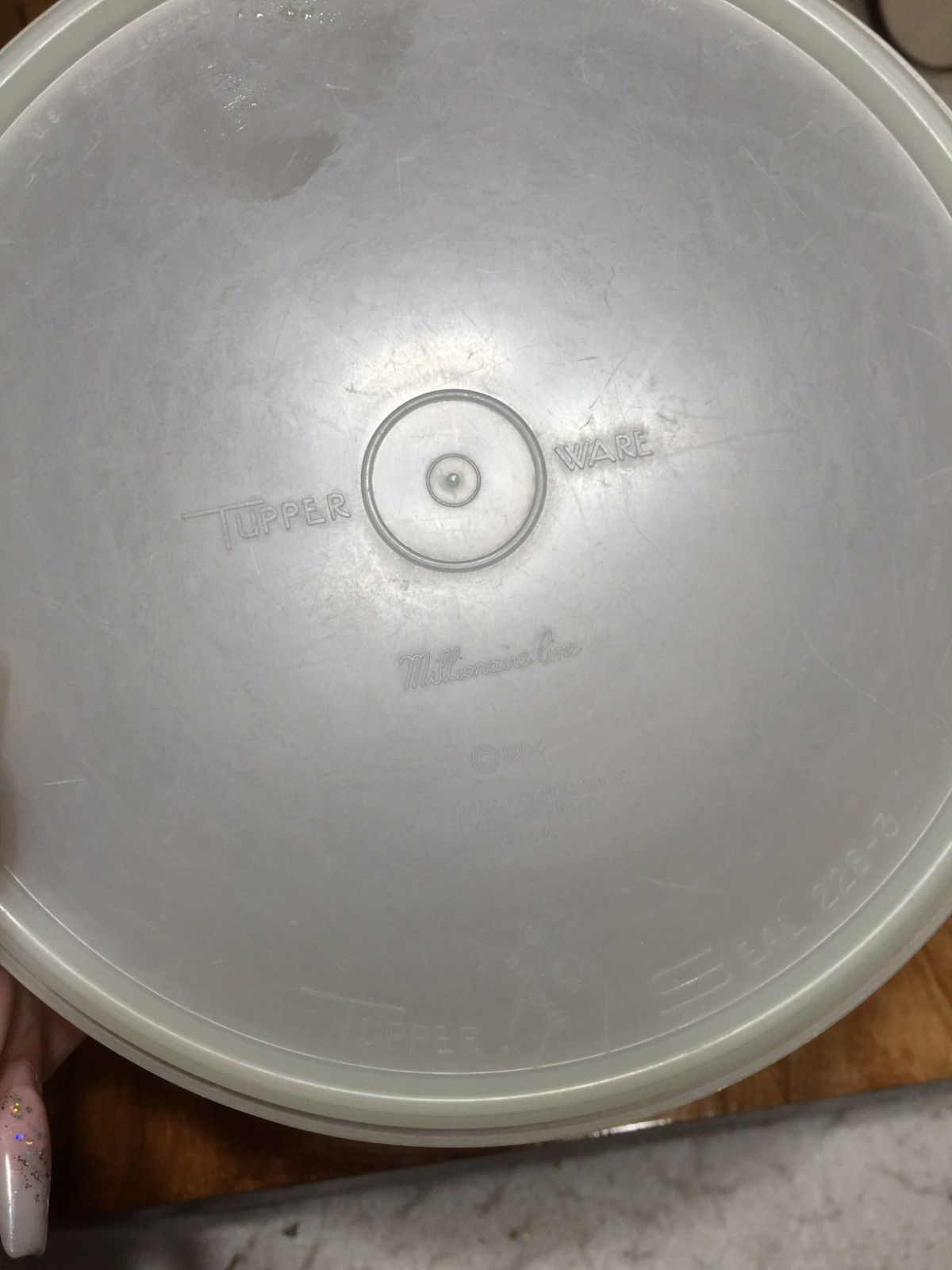VTG Tupperware Canister Clear 265-6 With Clear Lid 228-3
