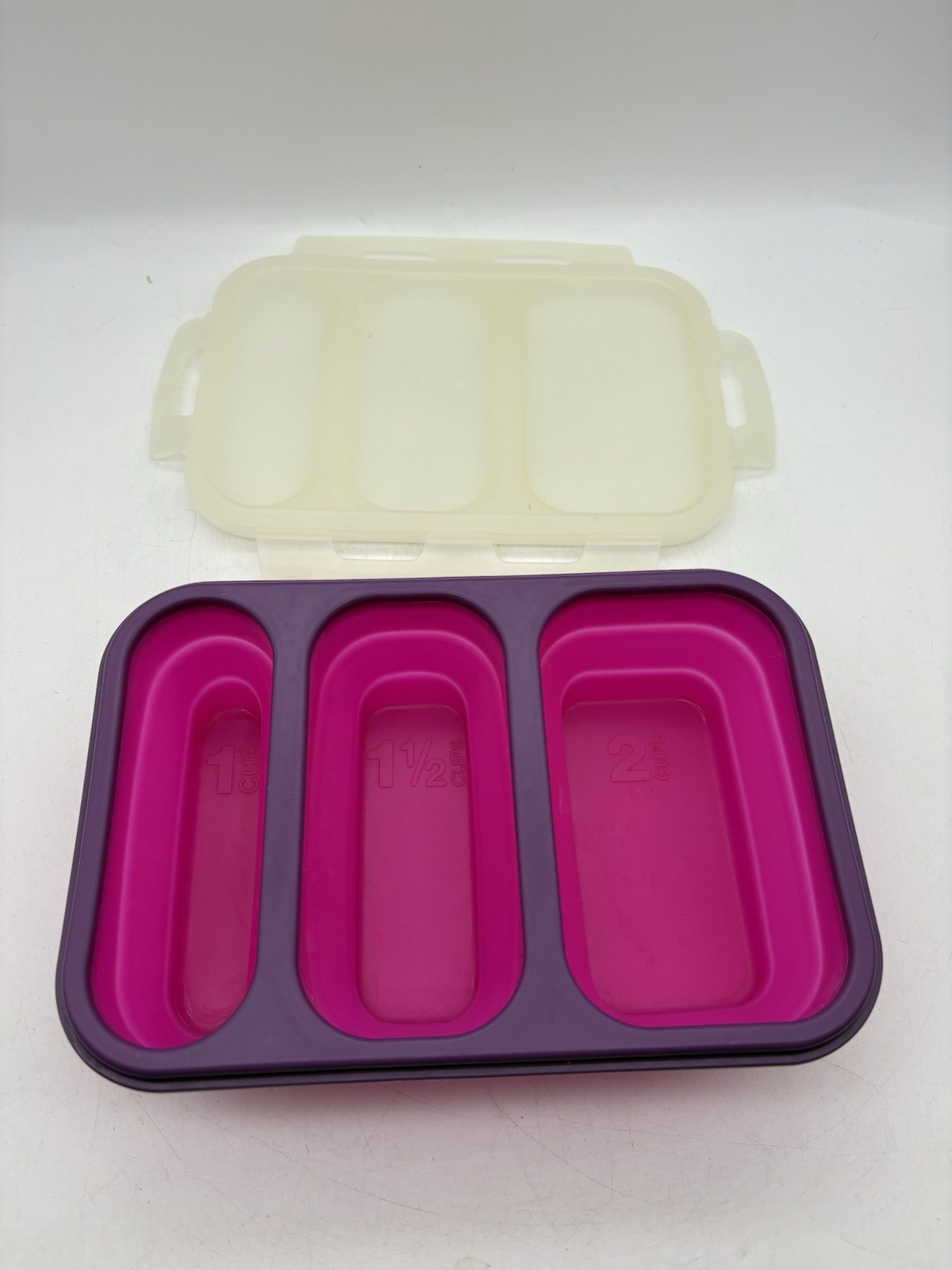 CROFTON PORTION PERFECT COLLAPSIBLE MEAL KIT Pink Purple 3 SECTIONS