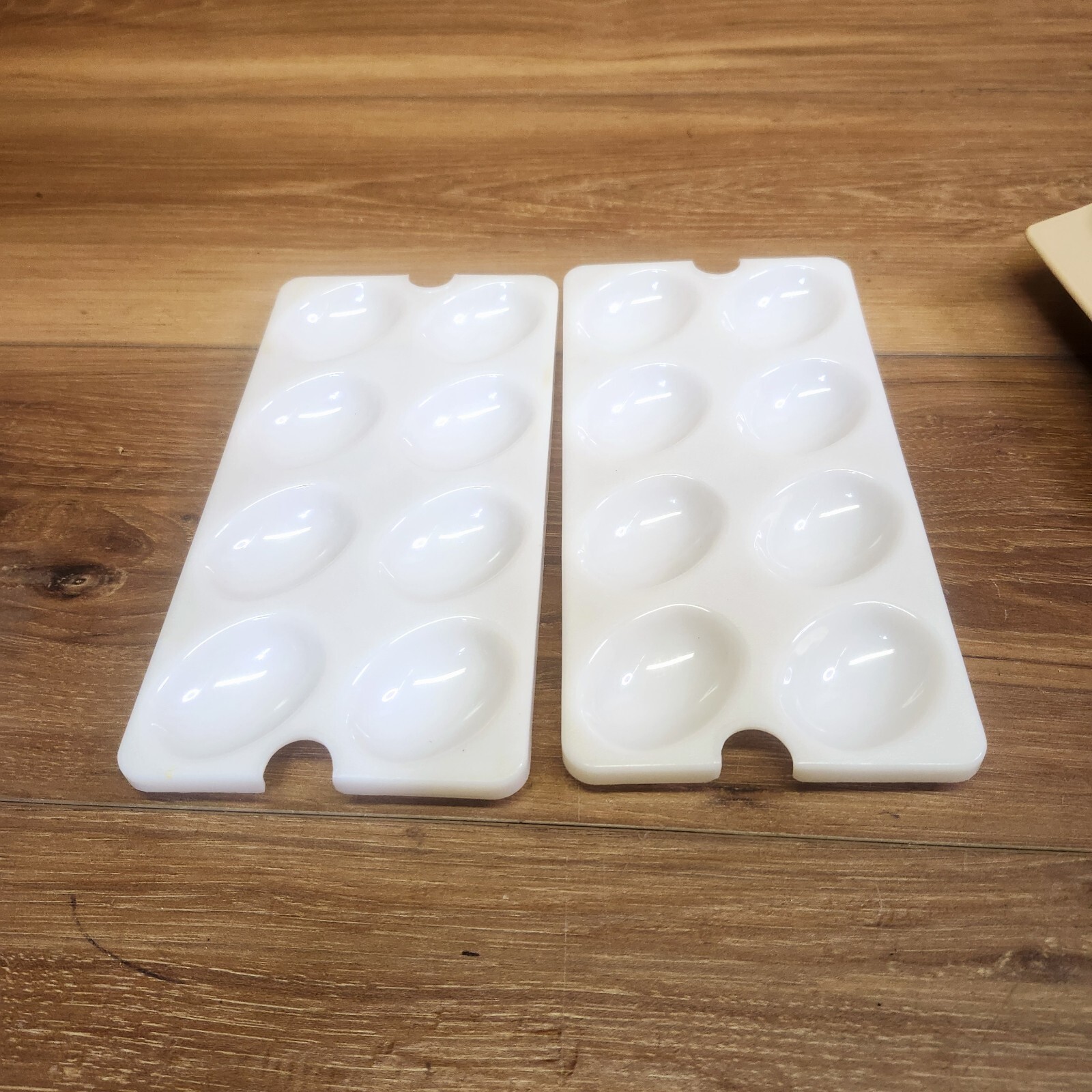 Vintage Tupperware Deviled Egg Container 723-3 Egg Holders And Top