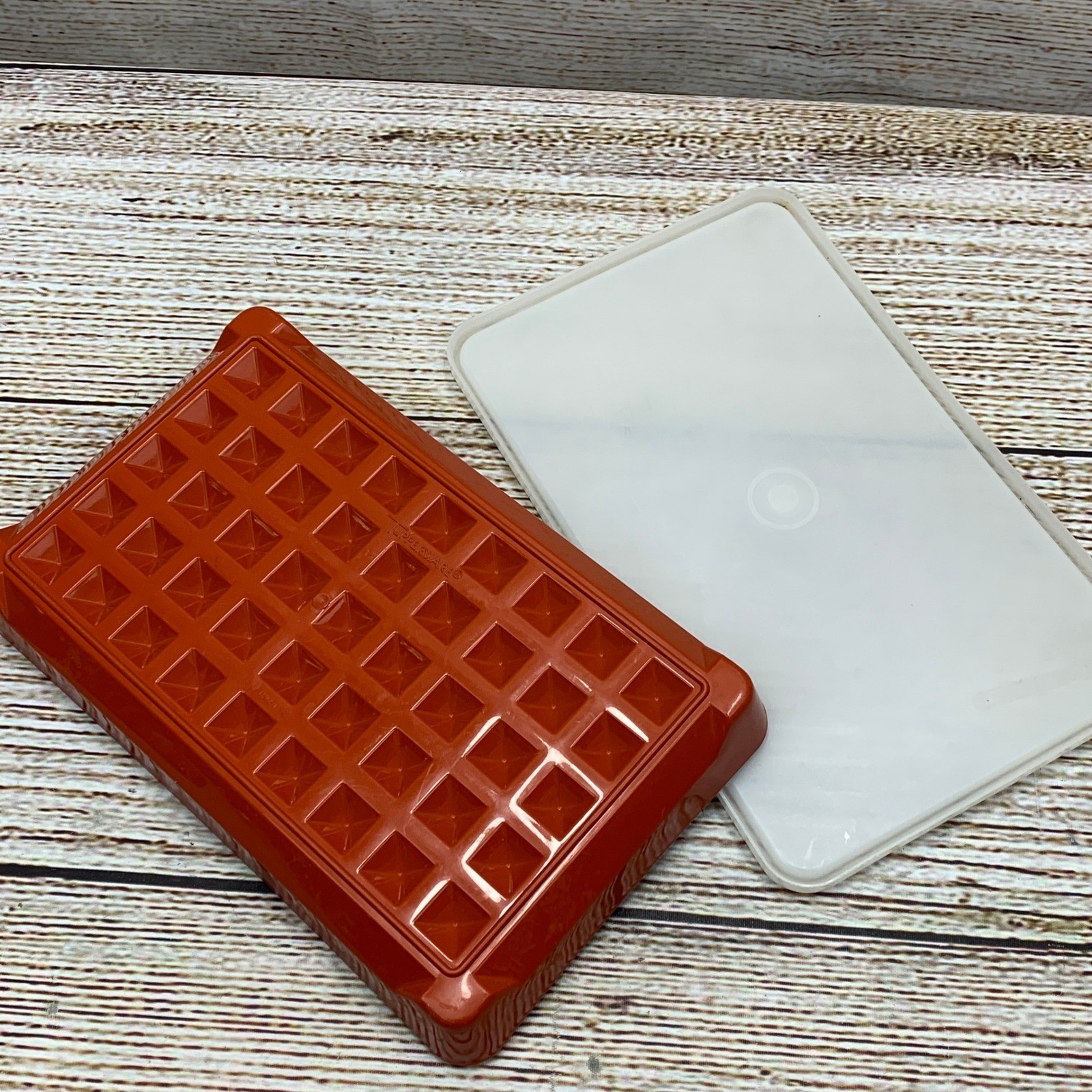 Vintage Tupperware 1292 Meat Keeper Marinade Tenderize Paprika Orange Color