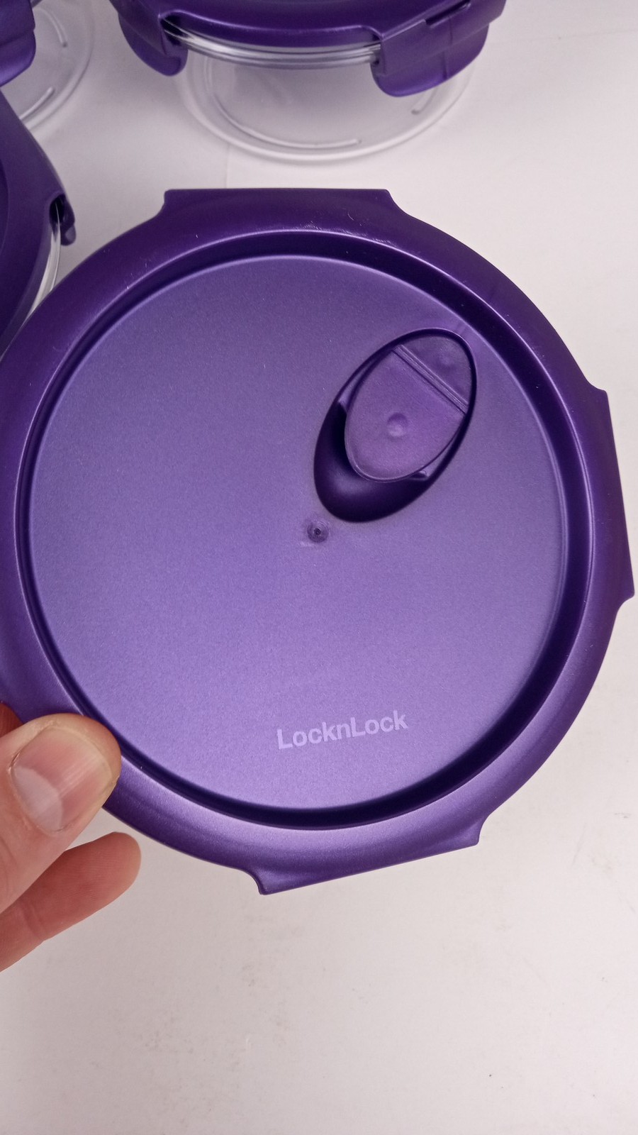 LocknLock LBF691 Lot 4 Round Food Storage Containers 16oz Purple Clear Used
