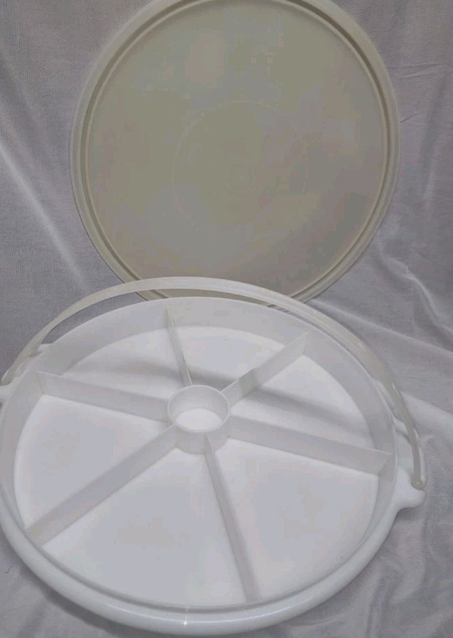 Vintage Tupperware Divided Veggie Tray Carrier with Lid & Handle White 405-1