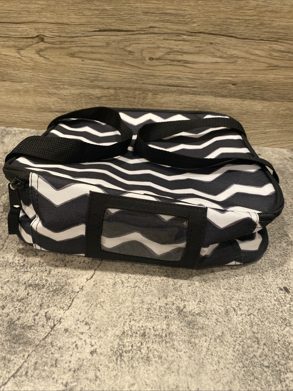 NEW Thirty One Square Insulated Casserole Tote Carrier Black and White Chevron