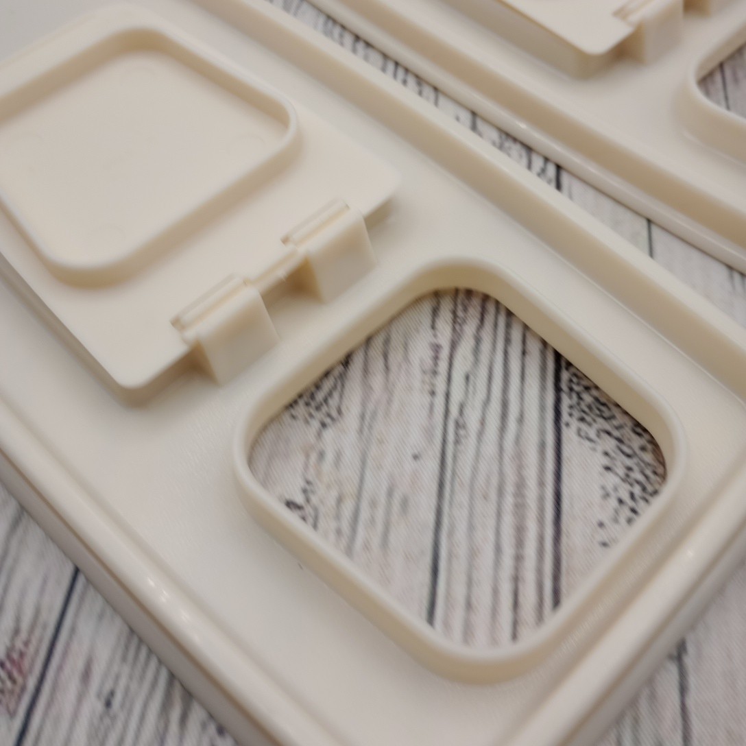 Rubbermaid Servin Saver 0089 #3 Cereal Keeper Almond Flip Top Lid Vtg Lot of 2