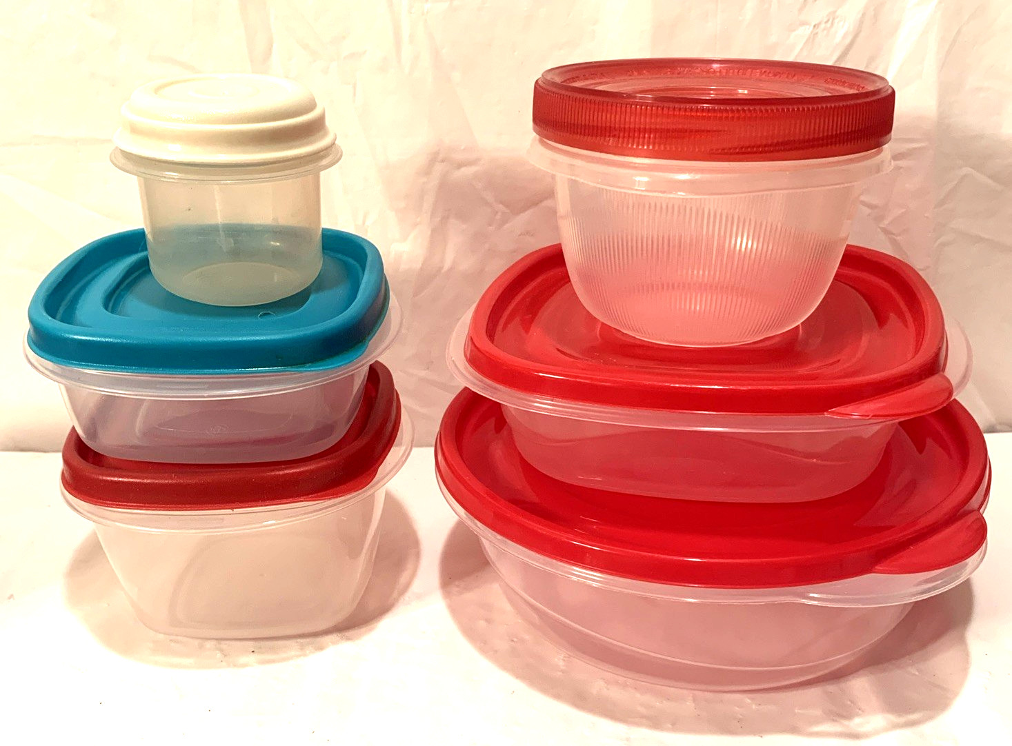 Rubbermaid Container Lot ~ 6 Different Containers W/ Lids ~ 12 Pieces Total