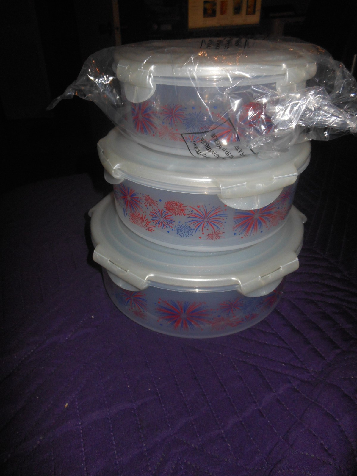 LOCK N LOCK STORAGE CONTAINERS FIREWORKS 4TH OF JULY 13 8 & 5 CUPS RED BLUE NIB