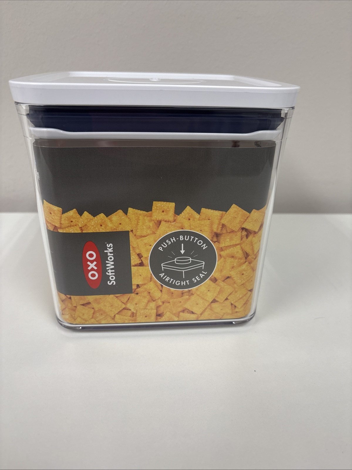 OXO Good Grips 2.8 qt/2.6 L Clear Pop Container, NEW